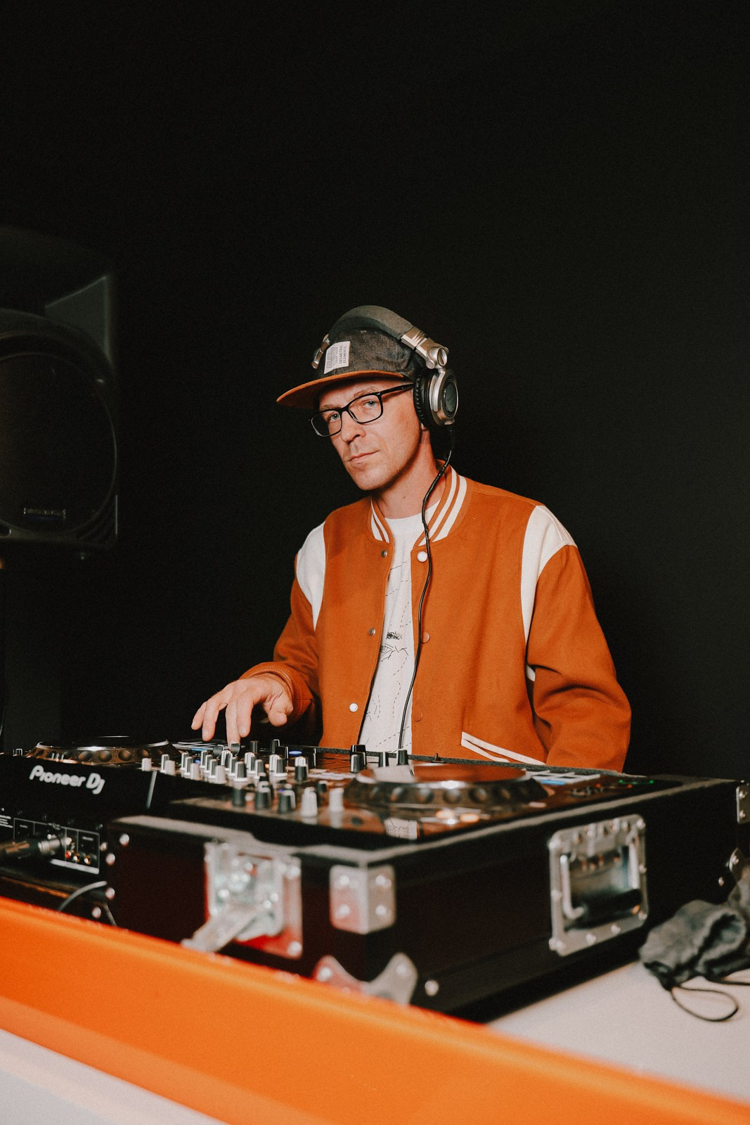 /РЕПОРТАЖ/ СЕО БАР. Свадебный фотограф Великий Новгород Станислав Кособудский