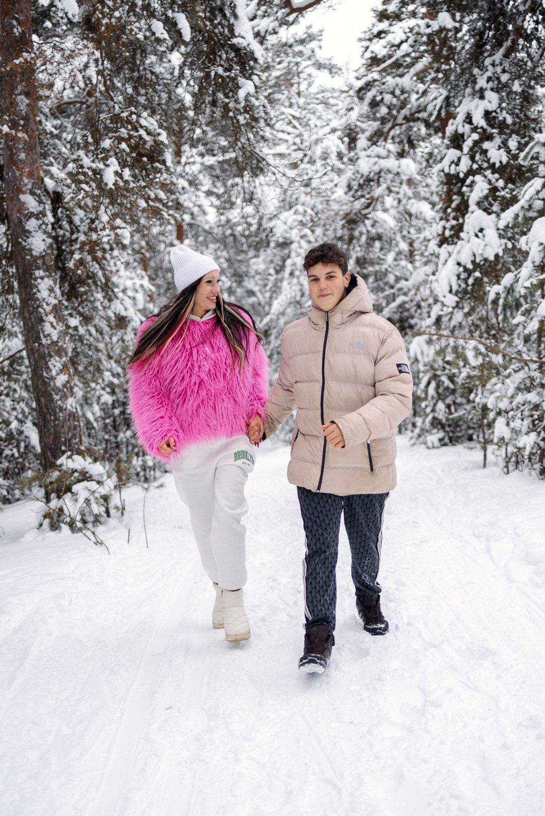 Прогулка мамы и сына. Ваш фотограф Наталья Лаэтина