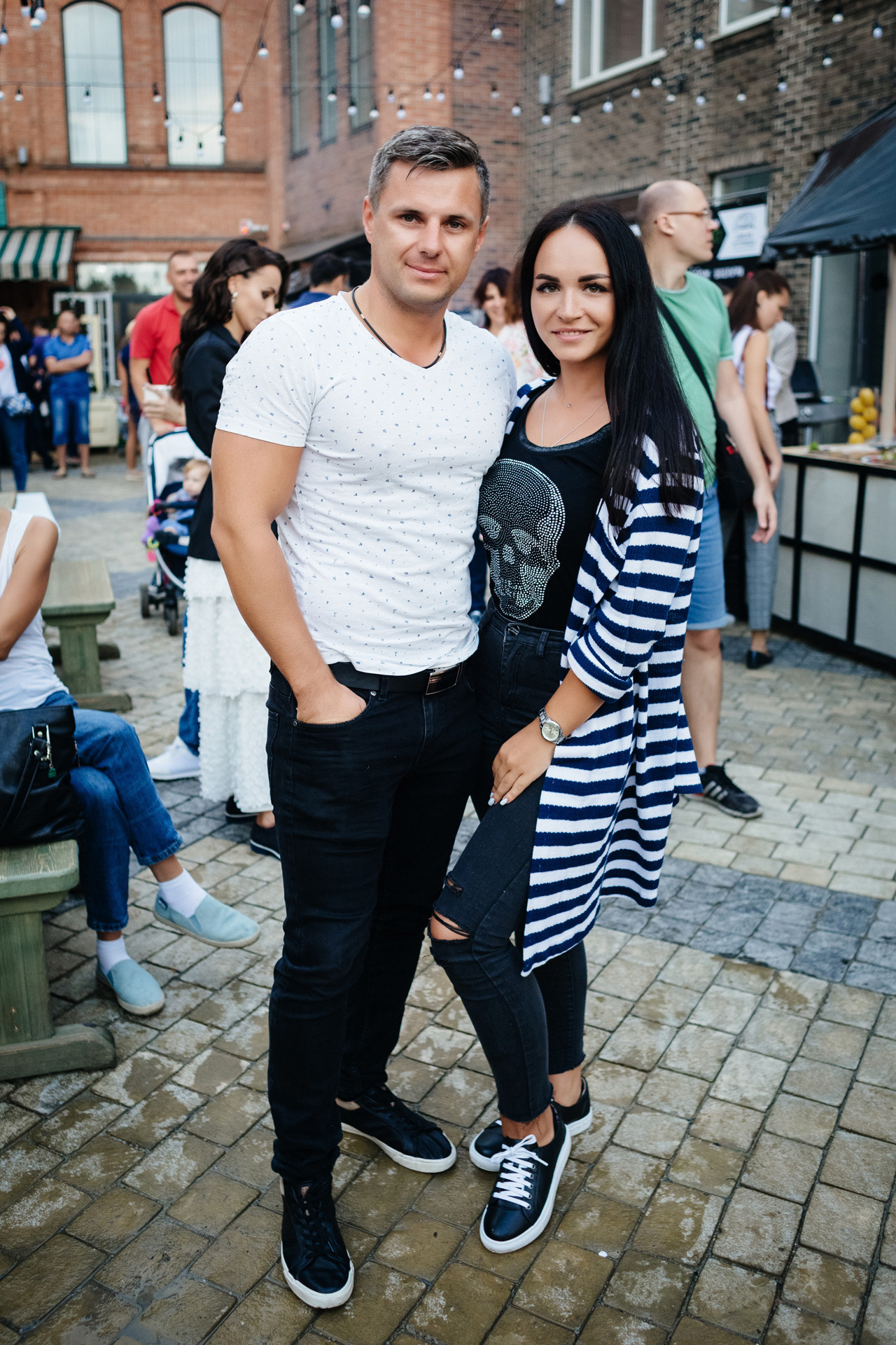 Отражение атмосферы гастрофеста в Петровском квартале. Свадебный и семейный фотограф в Таганроге Бакарюк Антон