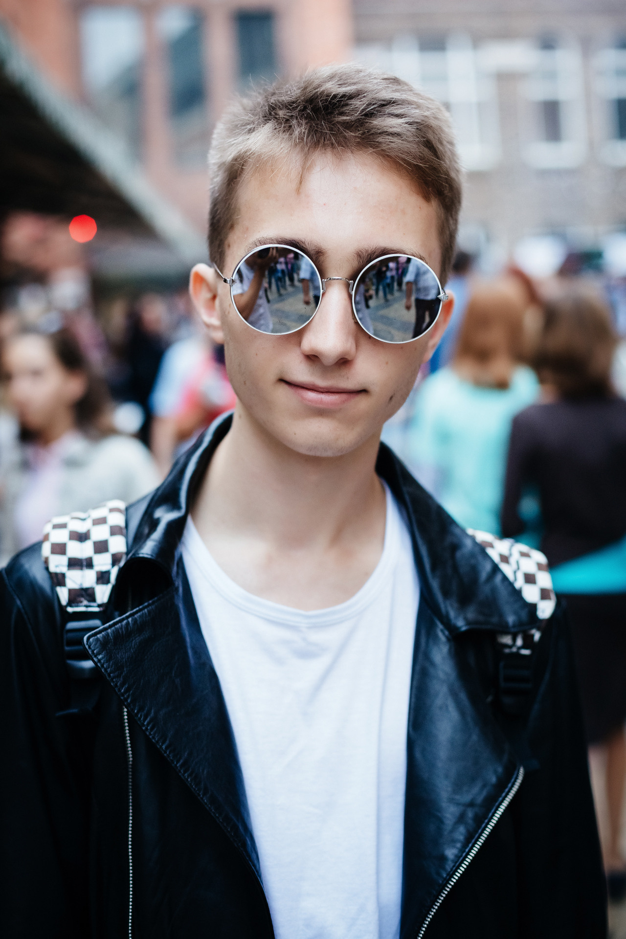 Отражение атмосферы гастрофеста в Петровском квартале. Свадебный и семейный фотограф в Таганроге Бакарюк Антон