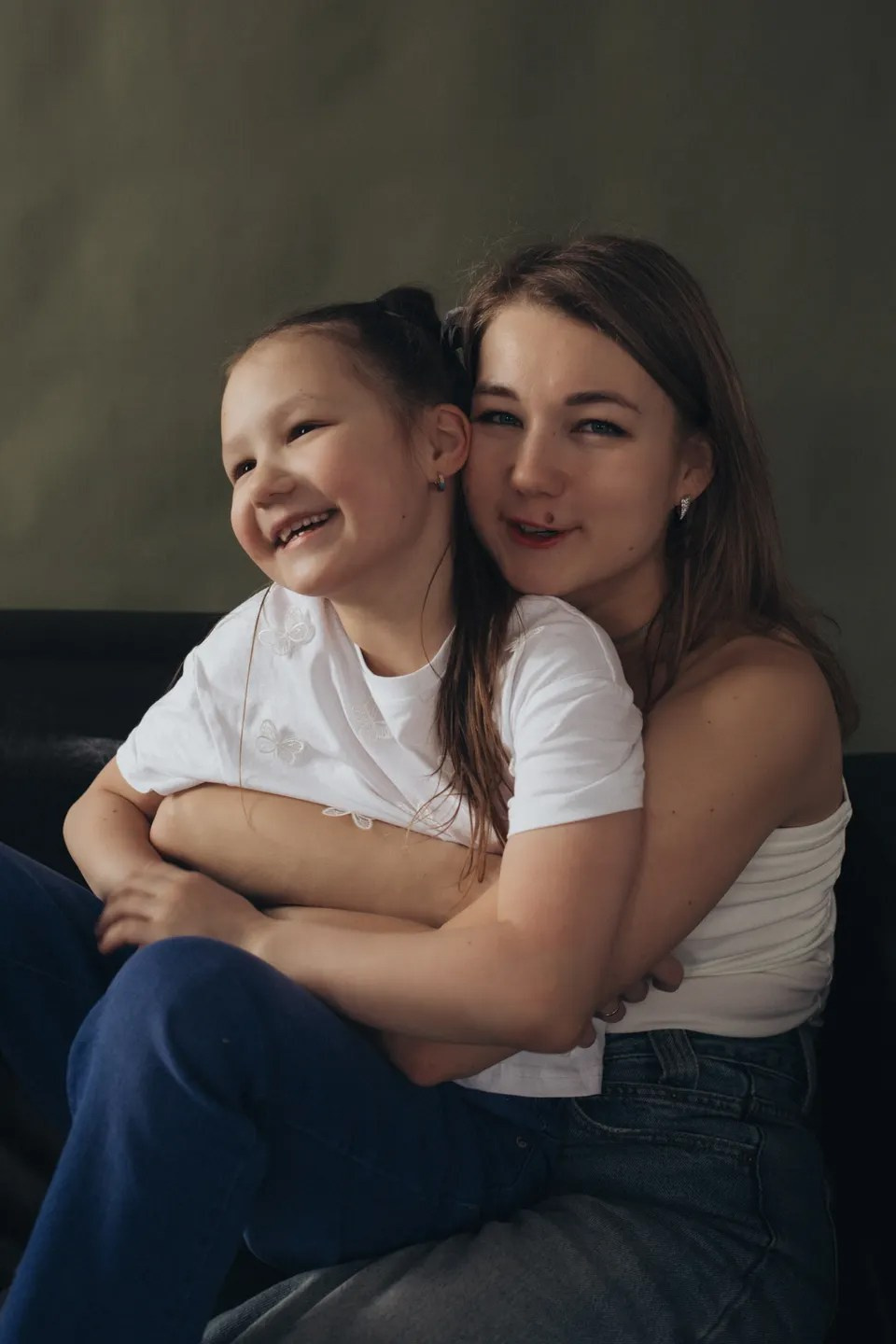 Мама с дочками. ПОРТРЕТНЫЙ ФОТОГРАФ АЛЁНА САВИНА