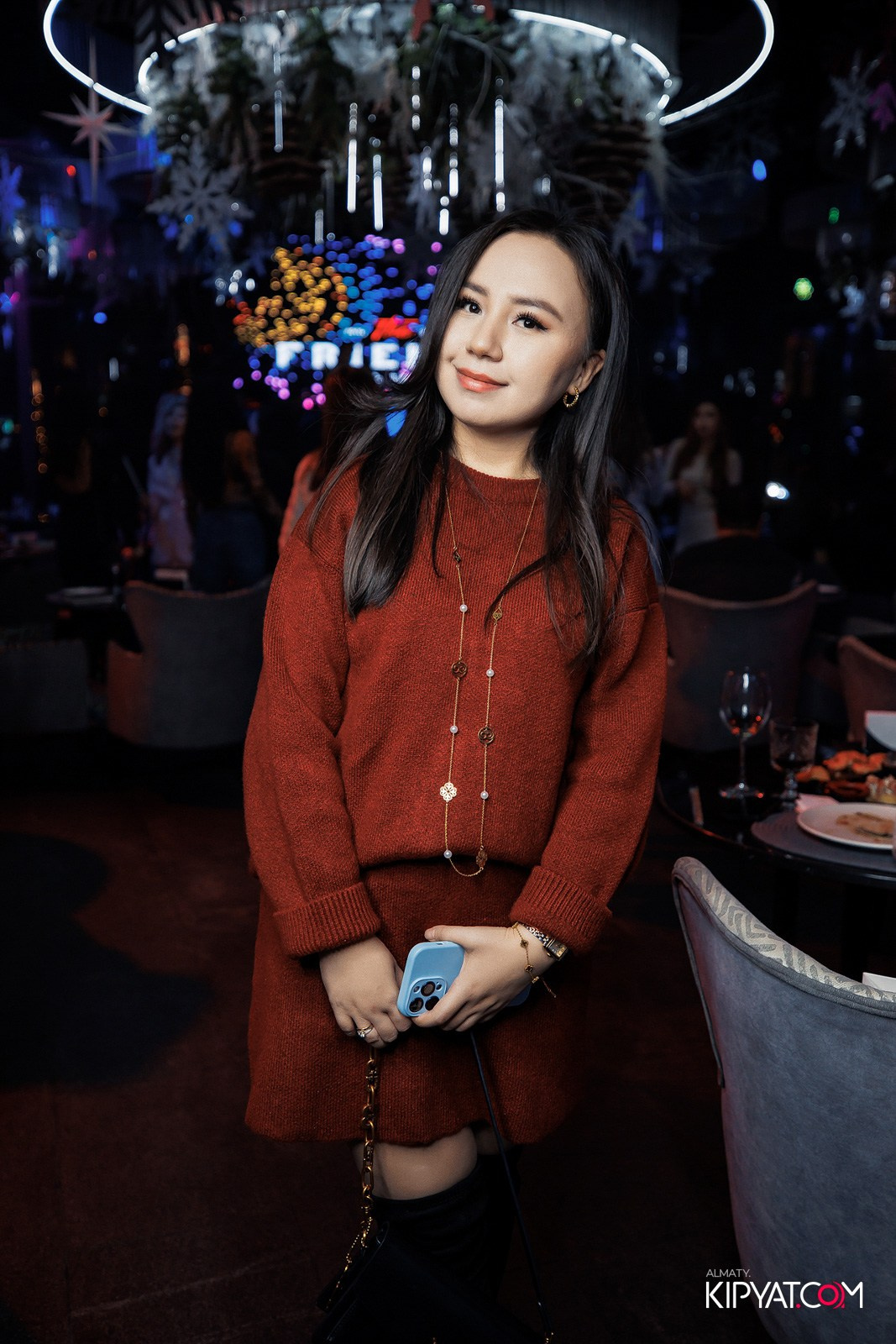 FRIENDS BAR & TERRACE. КИПЯТКОМ АЛМАТЫ!