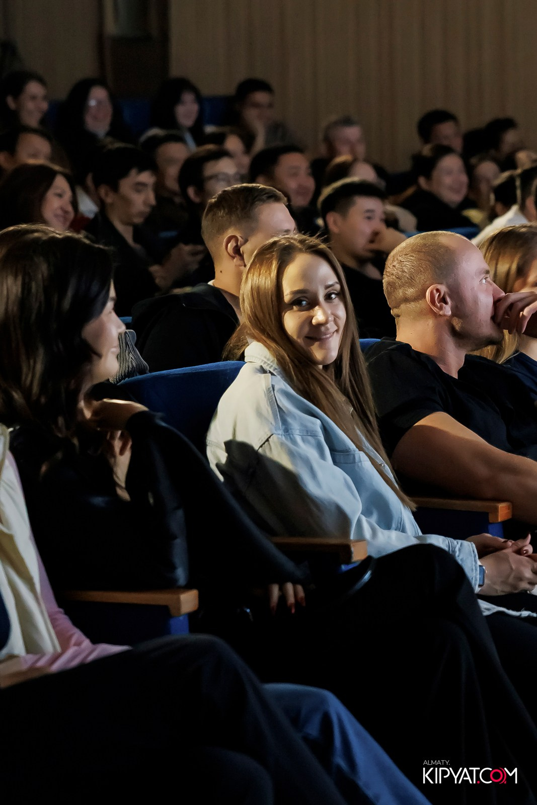 ИМПРОВИЗАЦИОННОЕ STAND UP ШОУ. КИПЯТКОМ АЛМАТЫ! Фотосъемка мероприятий в Алматы