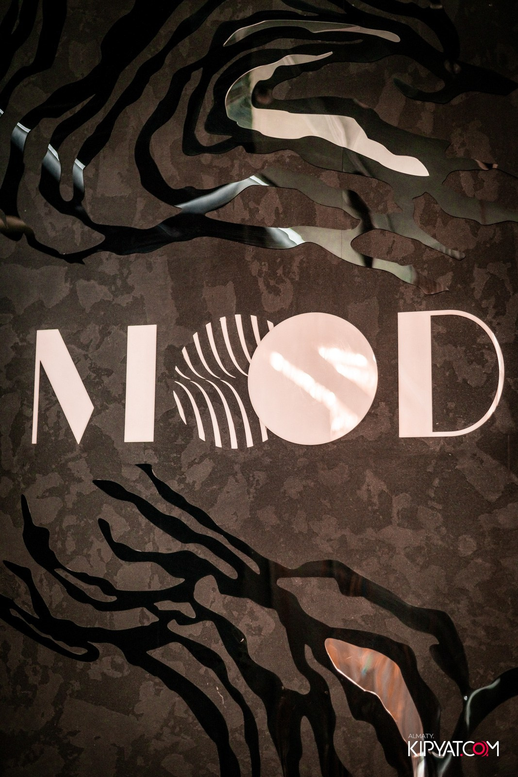 MOOD KARAOKE & TERRACE. КИПЯТКОМ АЛМАТЫ!