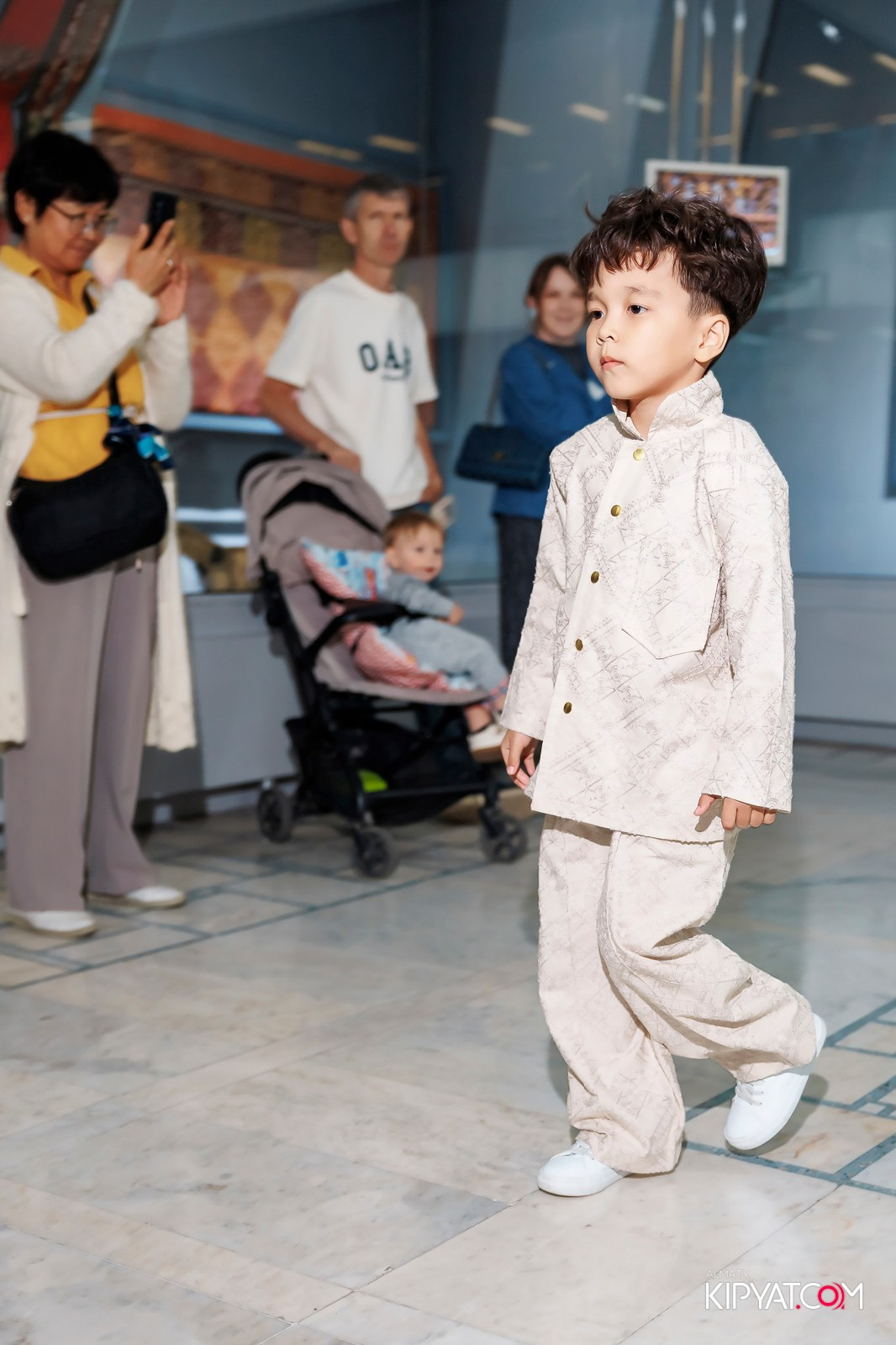 JUNIOR MODELS SHOW. ПЕРФОМАНС НОЧЬ В МУЗЕЕ. КИПЯТКОМ АЛМАТЫ! Фотосъемка мероприятий в Алматы