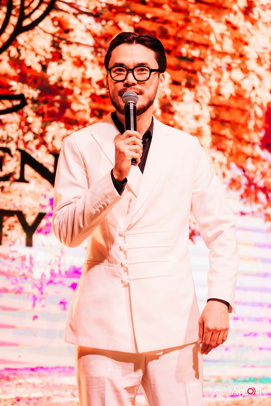 QUEEN. КИПЯТКОМ АЛМАТЫ!