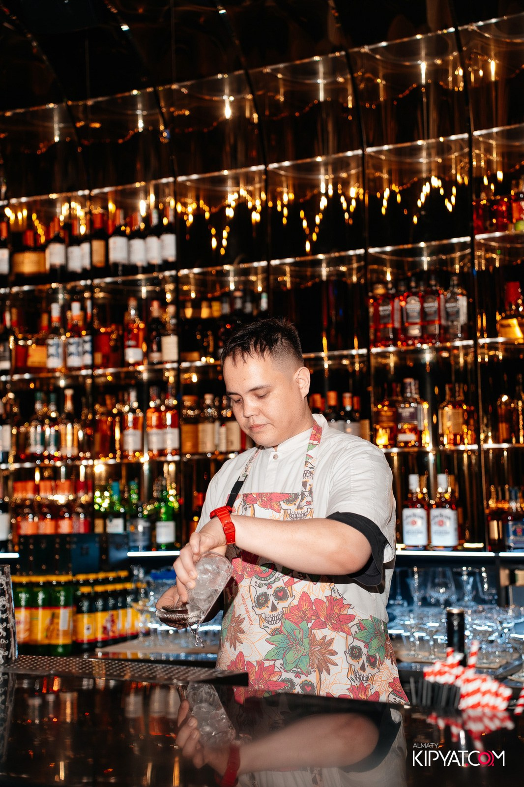 MOOD KARAOKE & TERRACE. КИПЯТКОМ АЛМАТЫ!