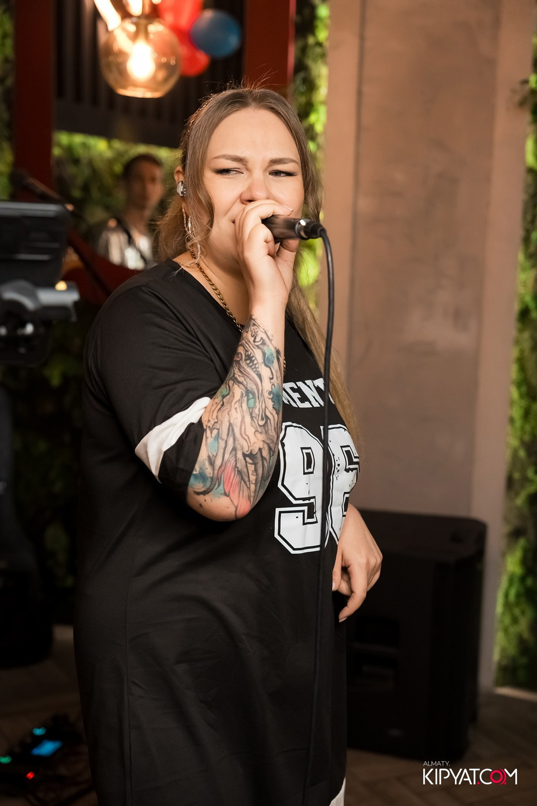 ВЕЧЕРИНКА 2000-Х ШИШКА PREMIUM. КИПЯТКОМ АЛМАТЫ!