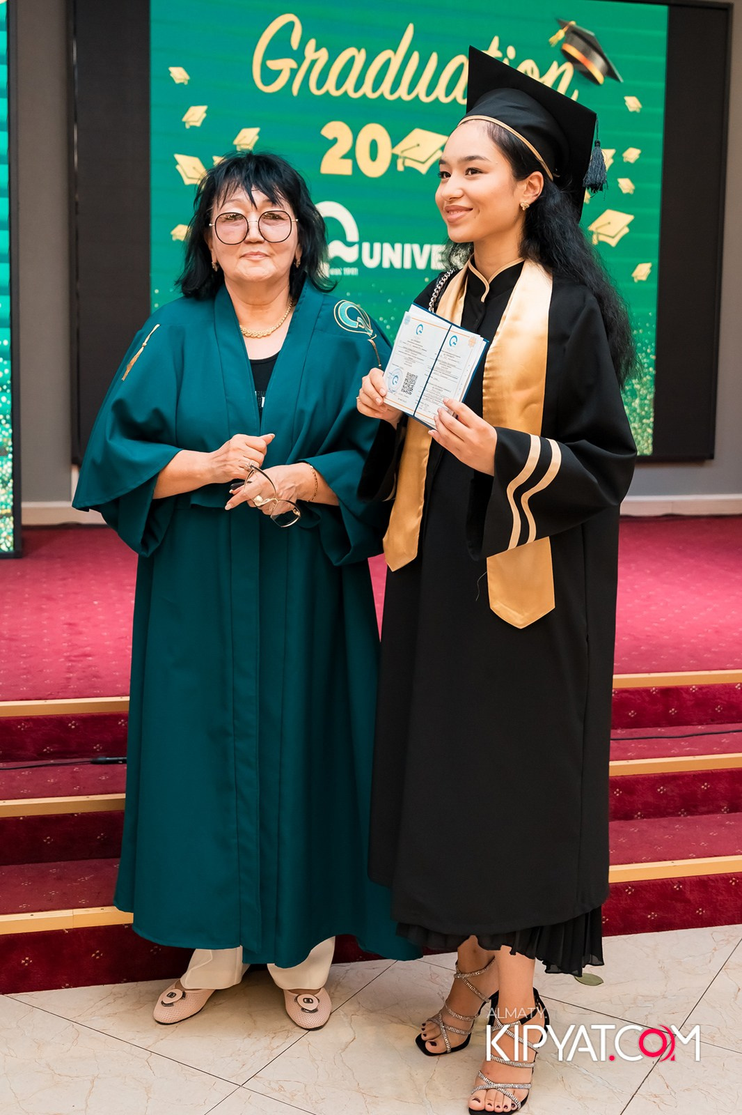 GRADUATION 2025 Q UNIVERSITY. КИПЯТКОМ АЛМАТЫ!