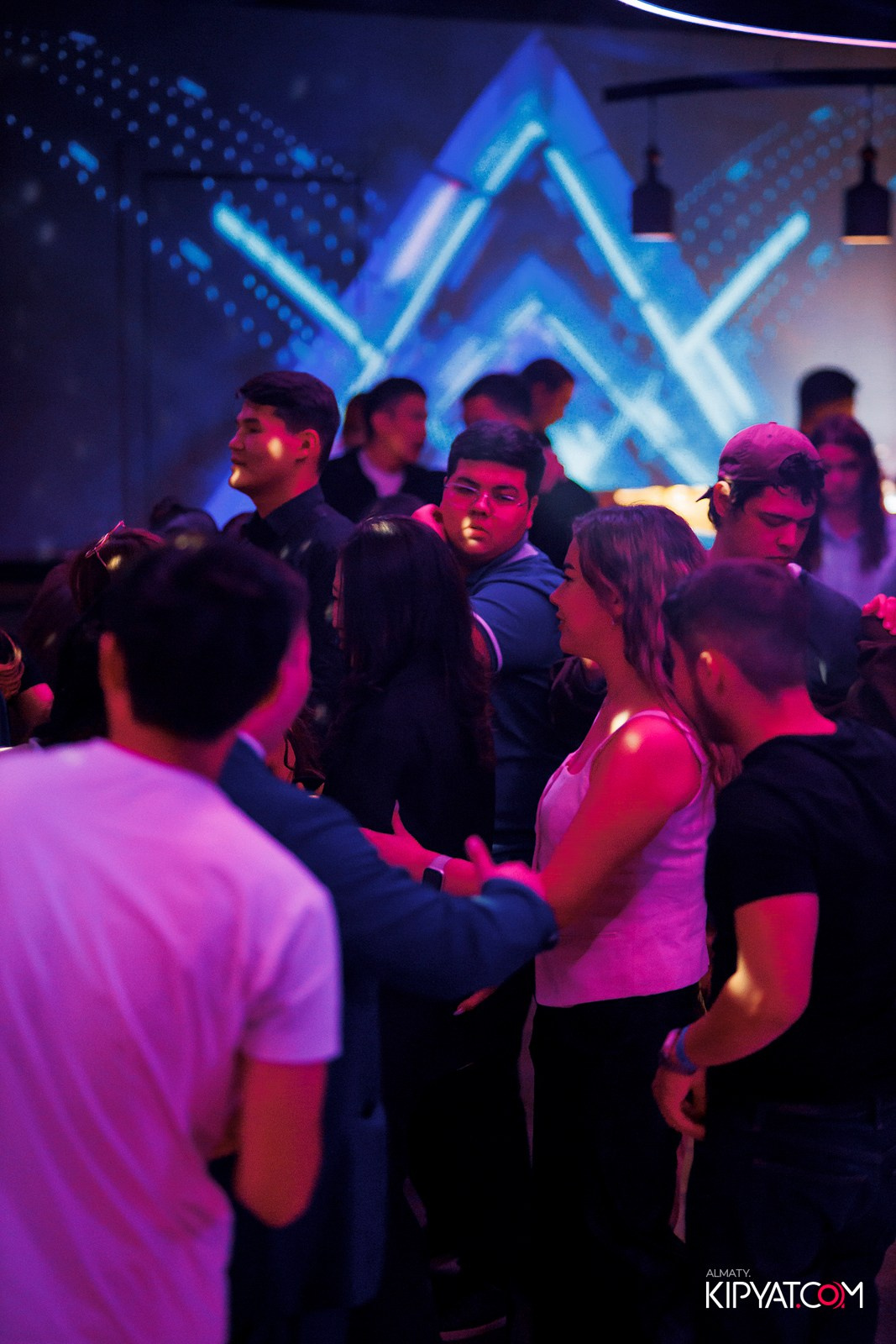 EVENT BAR. КИПЯТКОМ АЛМАТЫ!