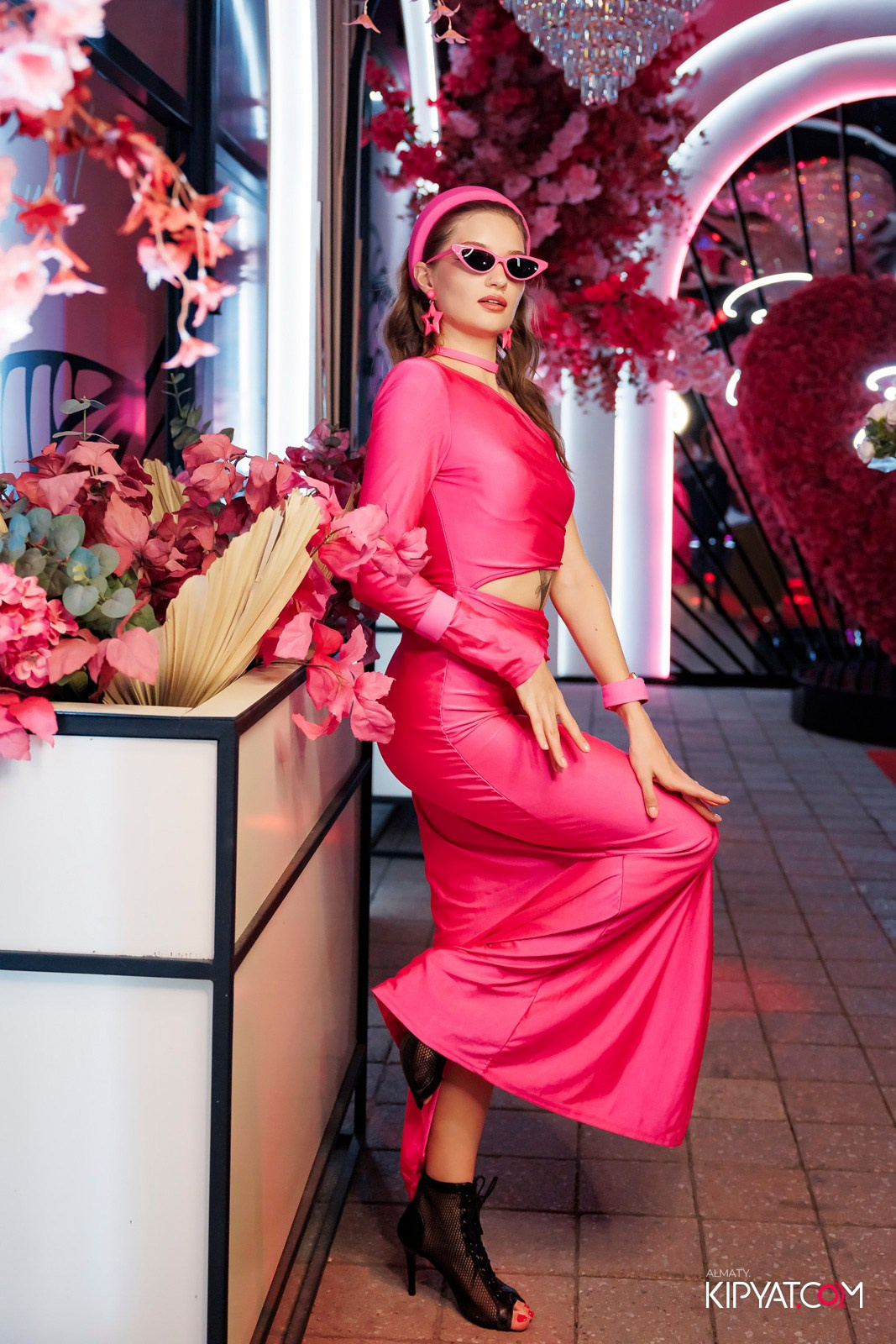 ЗАЯ, НА БИС. КИПЯТКОМ АЛМАТЫ!