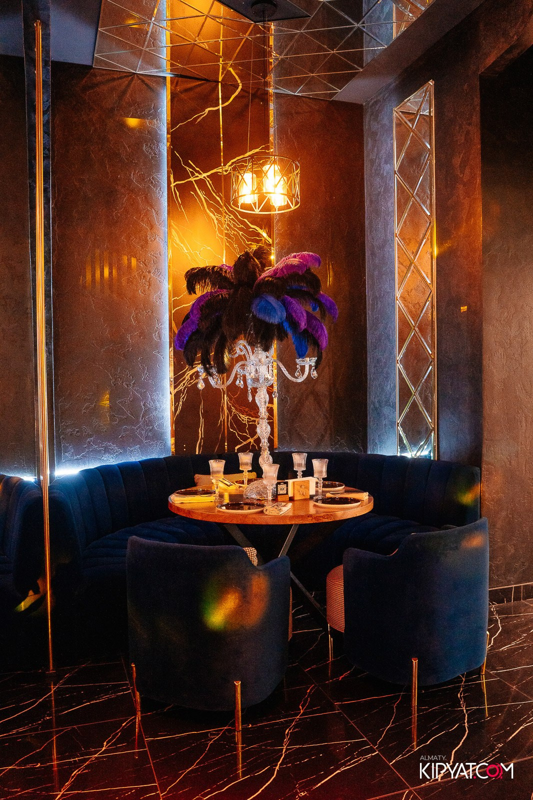 MOOD KARAOKE & TERRACE. КИПЯТКОМ АЛМАТЫ!