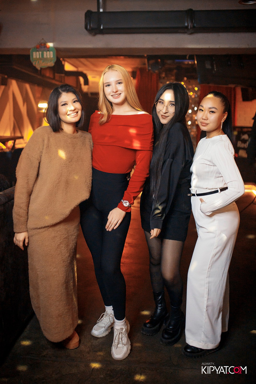 HALLOWEEN В AVENUE. КИПЯТКОМ АЛМАТЫ!