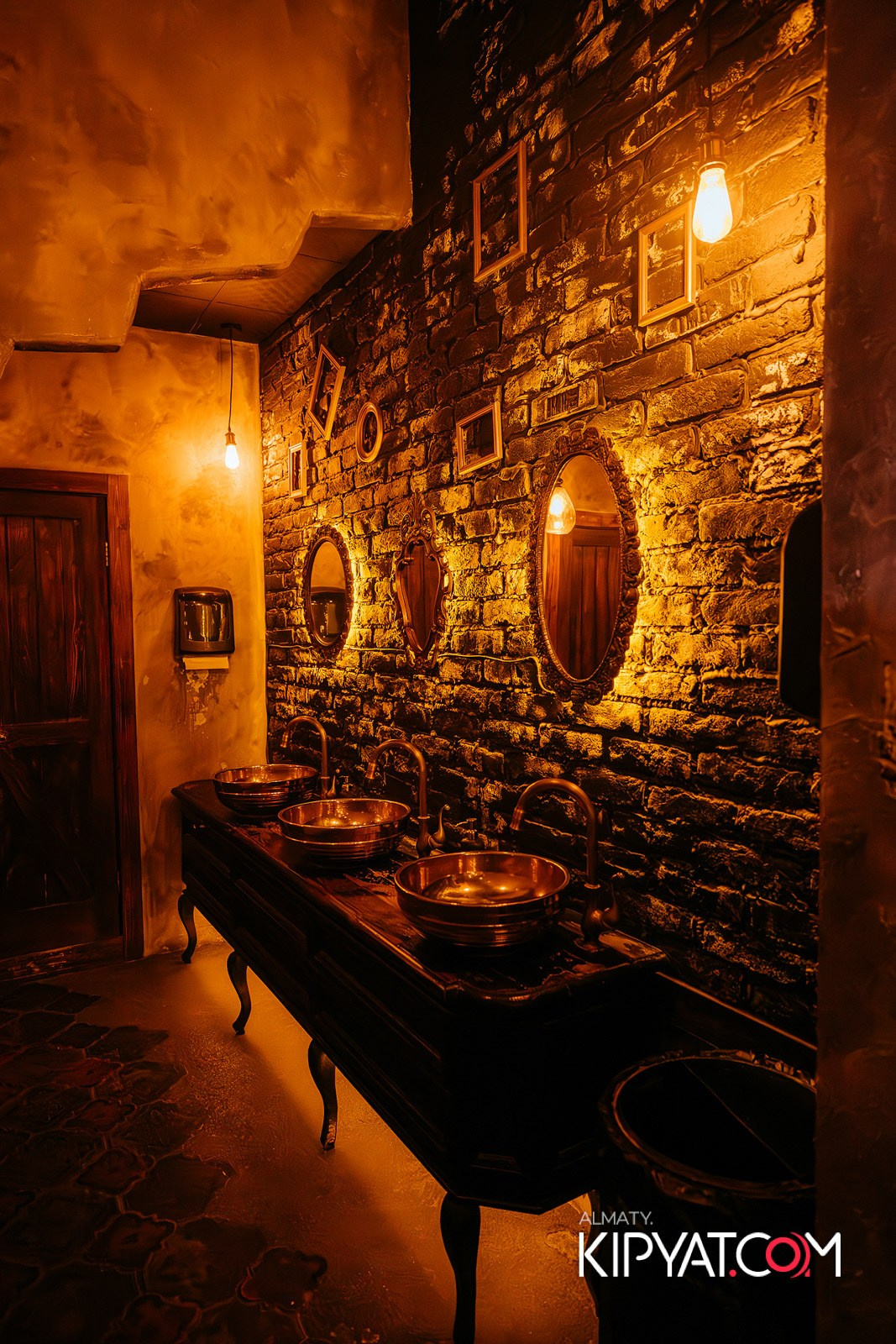 TANGIERS LOUNGE НА ПАНФИЛОВА. КИПЯТКОМ АЛМАТЫ! Фотосъемка мероприятий в Алматы