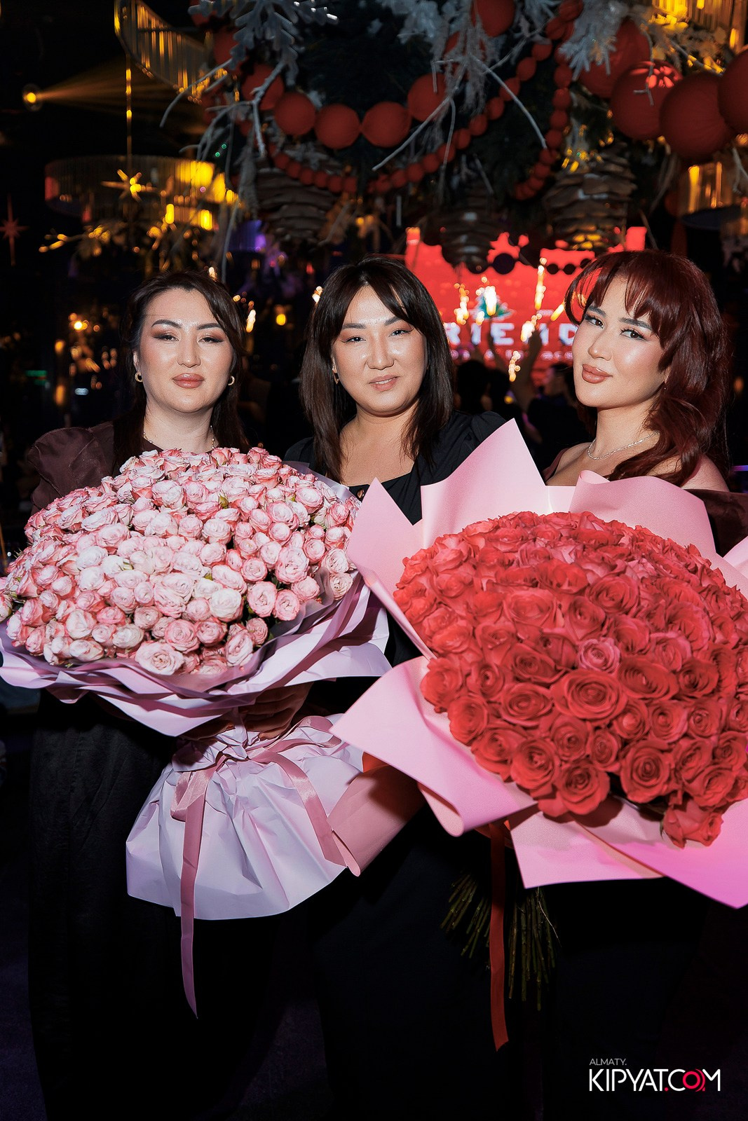 FRIENDS BAR & TERRACE. КИПЯТКОМ АЛМАТЫ! Фотосъемка мероприятий в Алматы