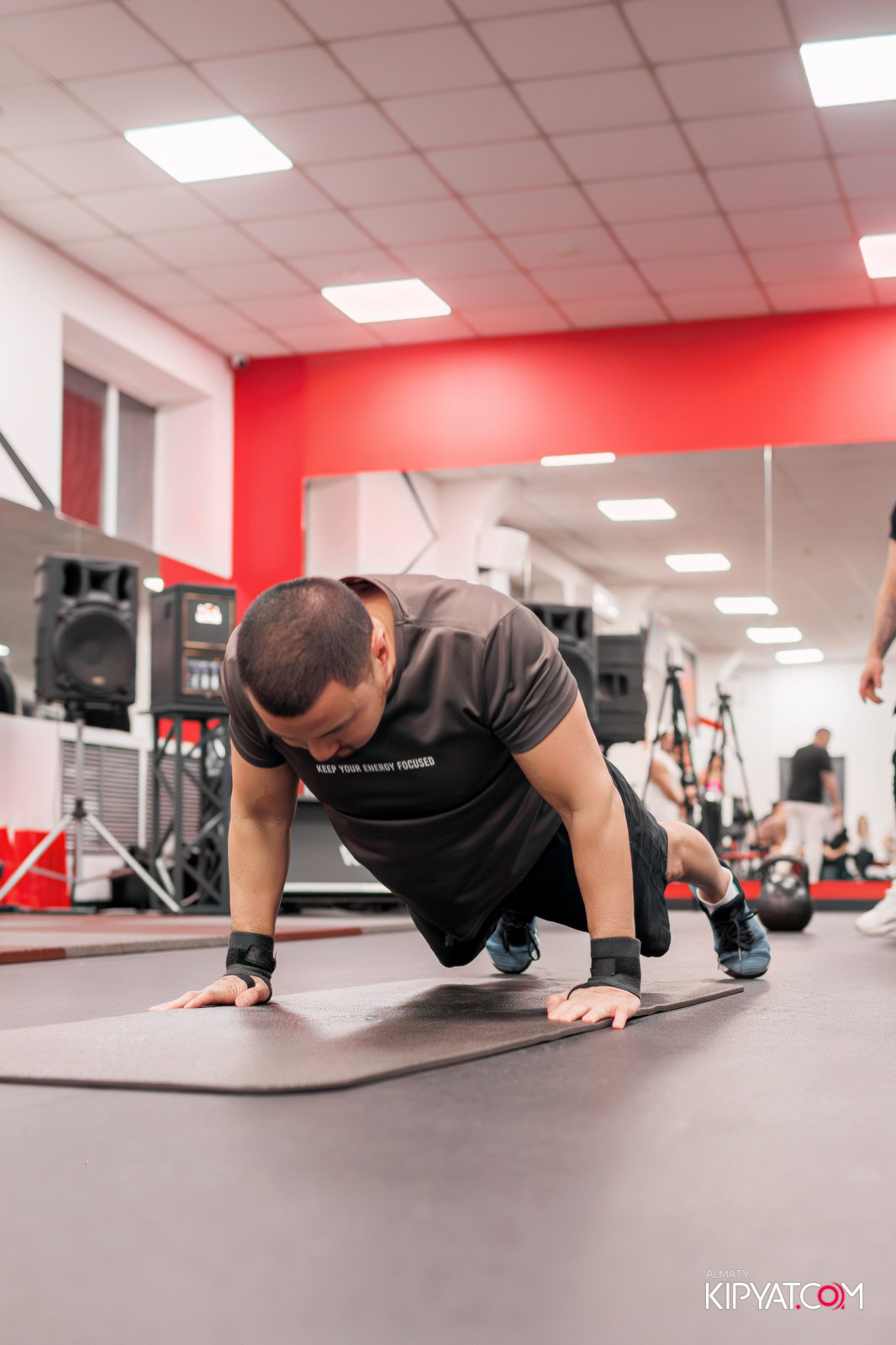 ДЕНЬ РОЖДЕНИЯ ФИТНЕС КЛУБА MIND OF BODY — НАМ 8 ЛЕТ. КИПЯТКОМ АЛМАТЫ!