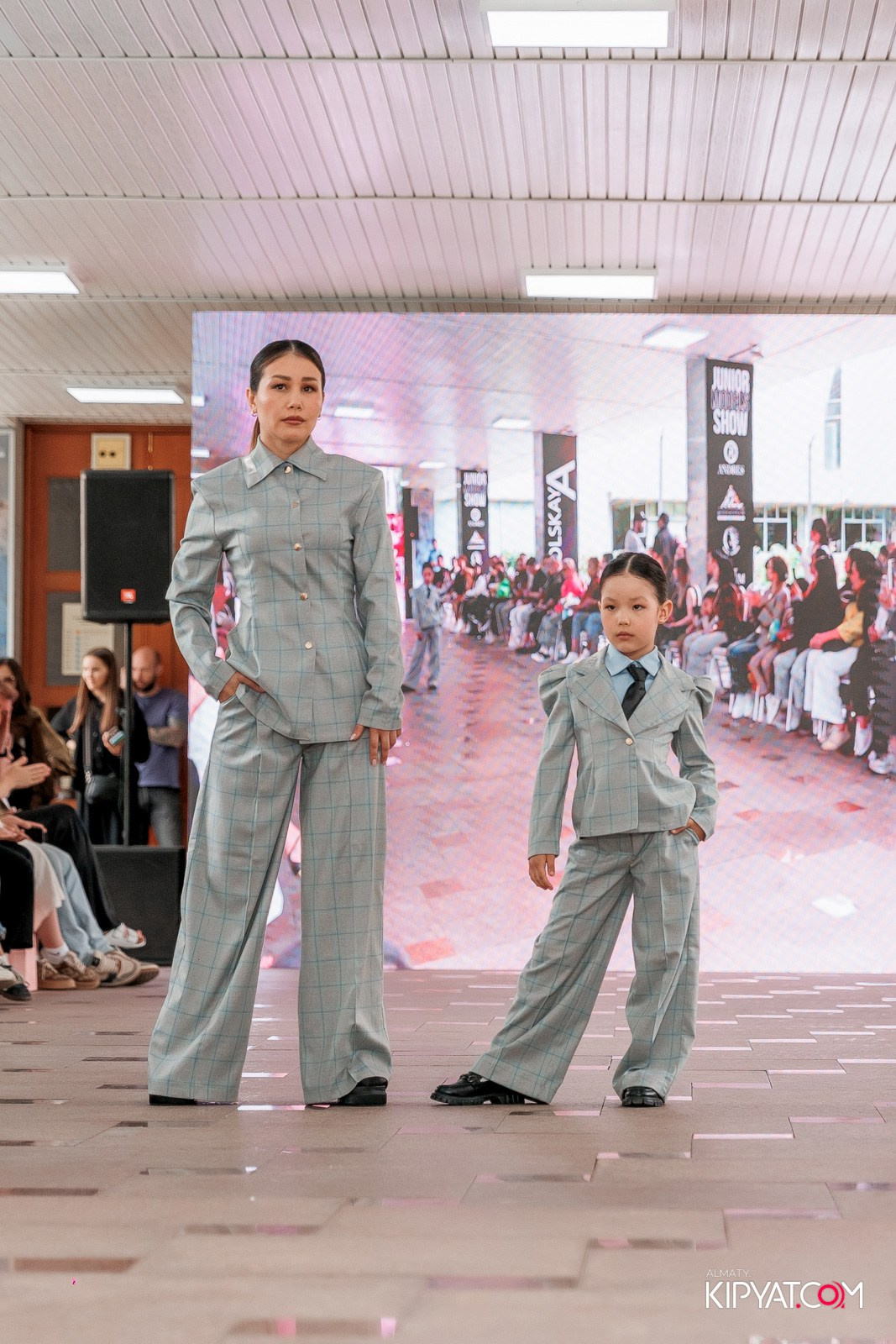 JUNIOR FASHION SHOW. КИПЯТКОМ АЛМАТЫ!