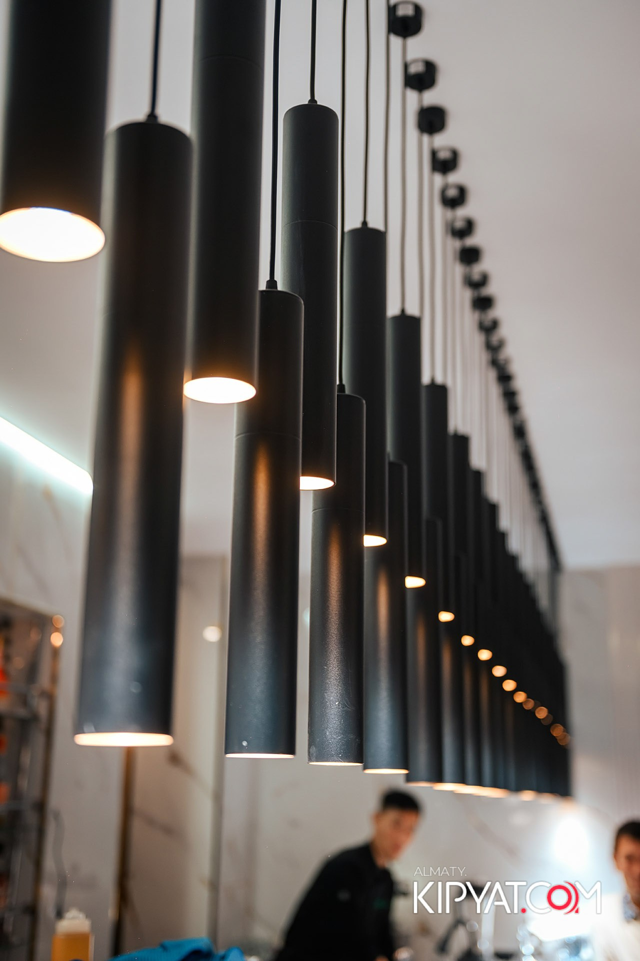 Monroe. КИПЯТКОМ АЛМАТЫ!