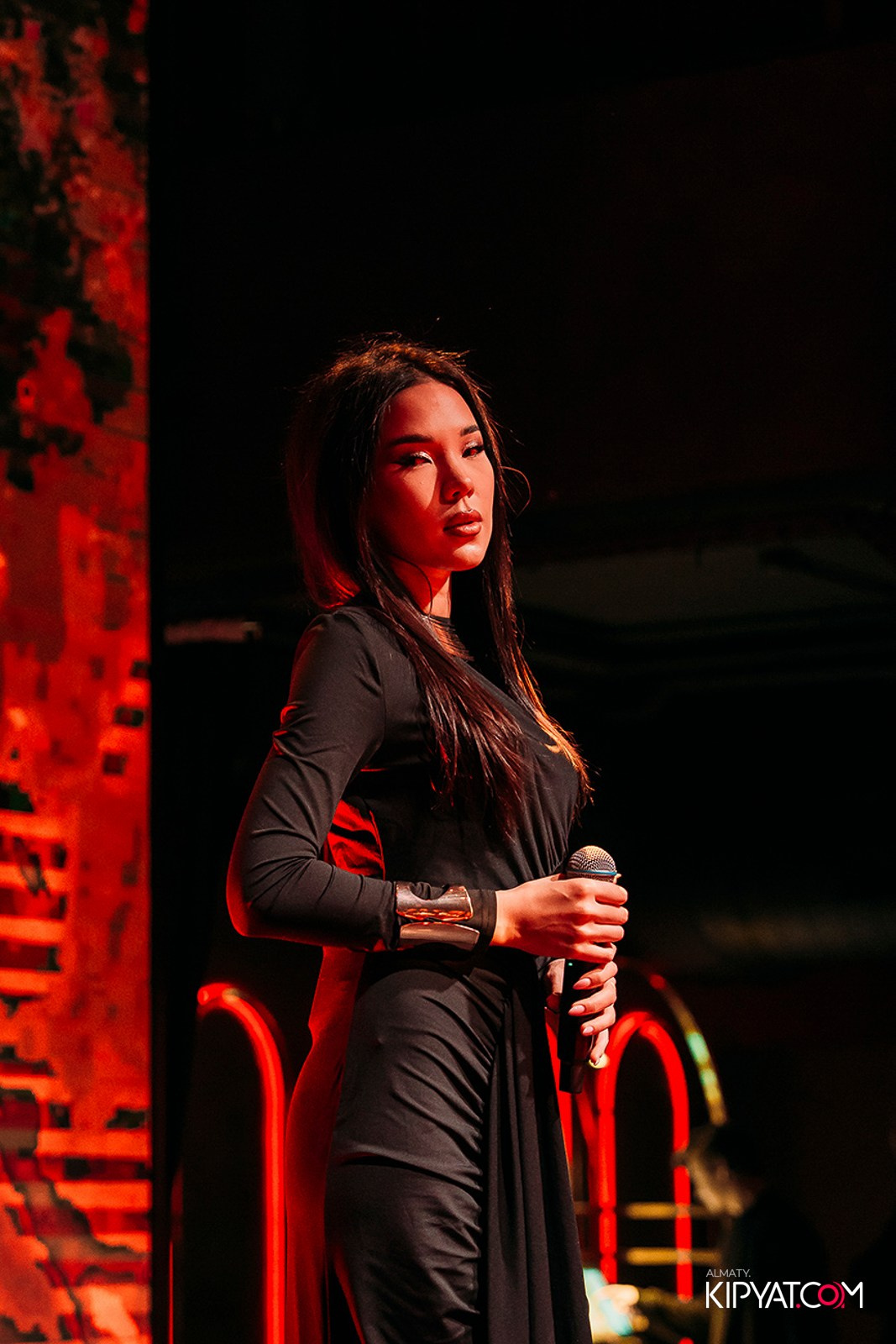 QUEEN. КИПЯТКОМ АЛМАТЫ!