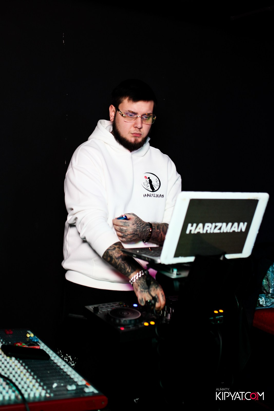 ГРИЛЬ-БАР ШАШЛЫКОFF. КИПЯТКОМ АЛМАТЫ!