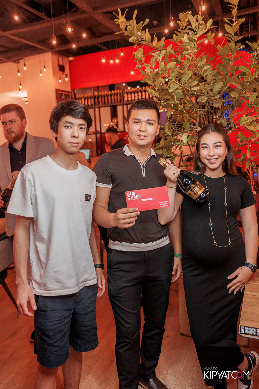 ОФИЦИАЛЬНОЕ ОТКРЫТИЕ РЕСТОРАНА BIG CHEFS. КИПЯТКОМ АЛМАТЫ!