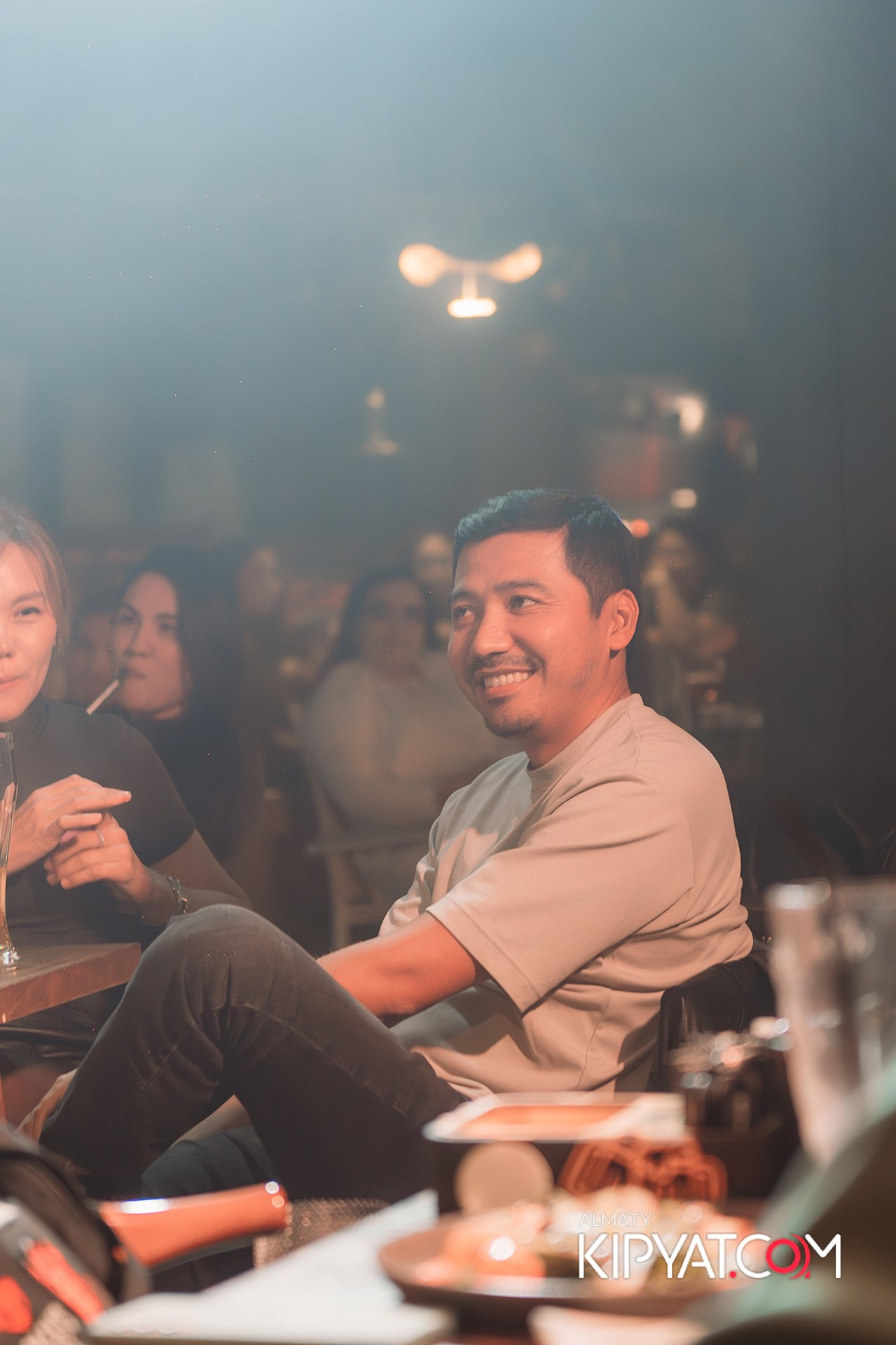 СОЛЬНЫЙ STAND UP КОНЦЕРТ АЛЕКСАНДРА МЕРКУЛЯ. КИПЯТКОМ АЛМАТЫ!