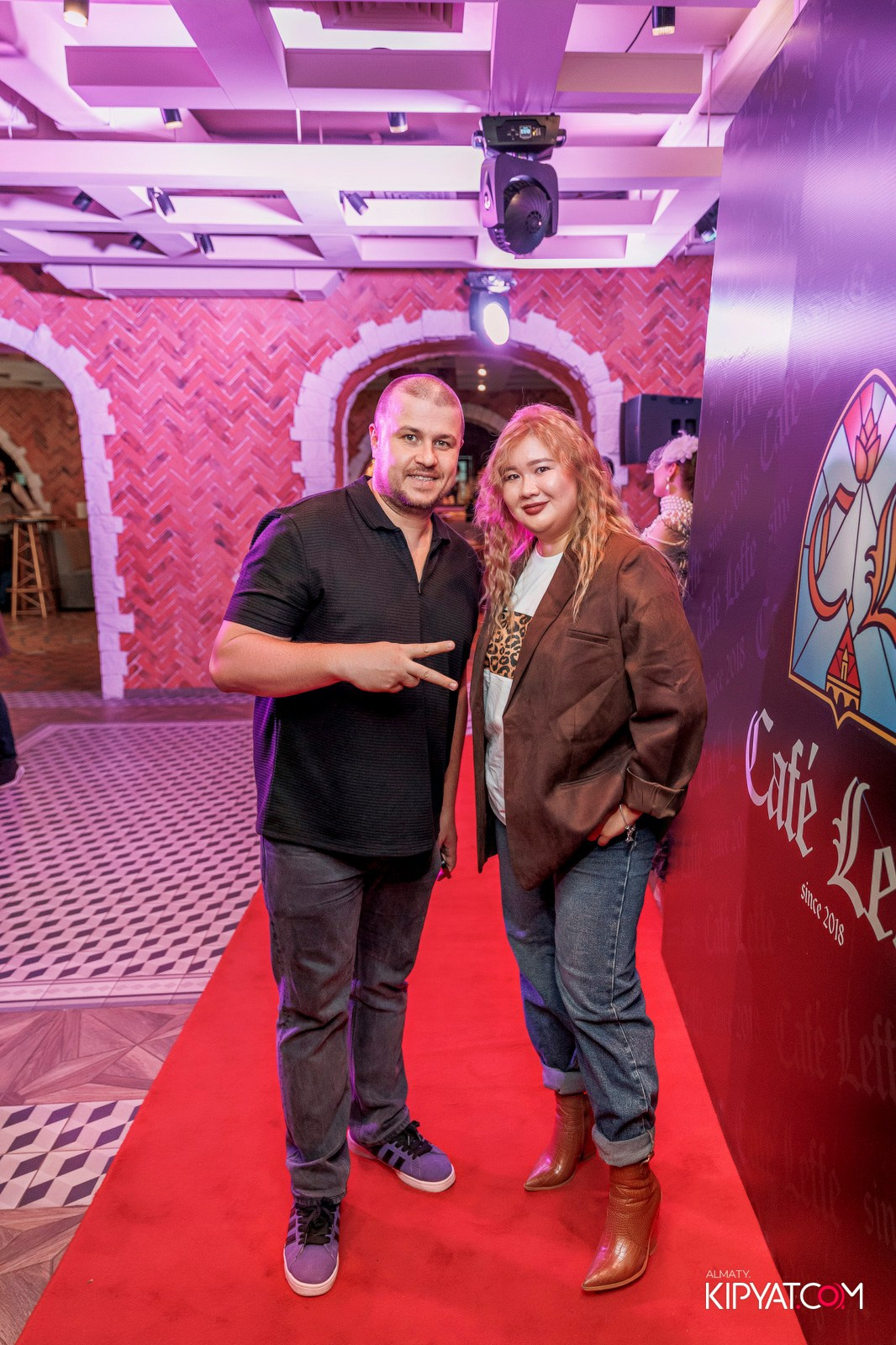 ОФИЦИАЛЬНОЕ ОТКРЫТИЕ CAFE LEFFE. КИПЯТКОМ АЛМАТЫ!