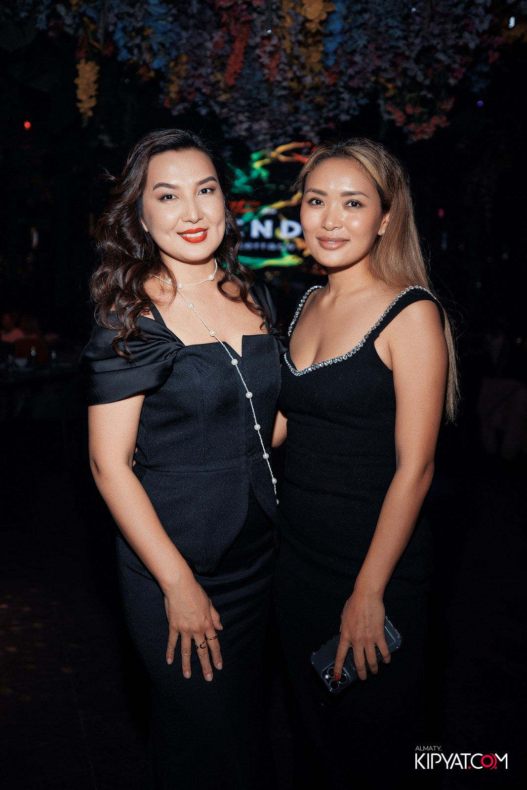 FRIENDS BAR & TERRACE. КИПЯТКОМ АЛМАТЫ!