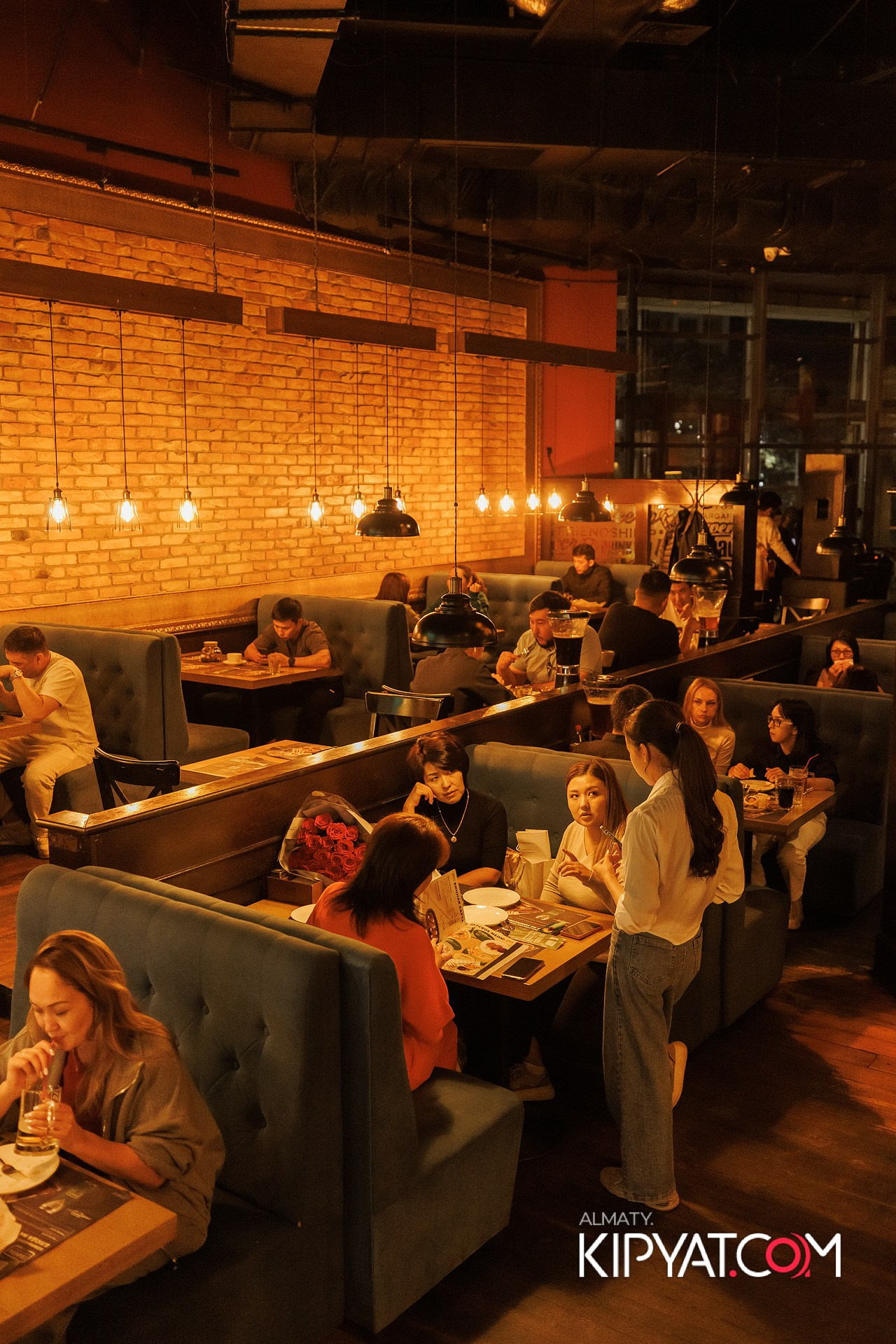 Пинта Mega Park. КИПЯТКОМ АЛМАТЫ! Фотосъемка мероприятий в Алматы