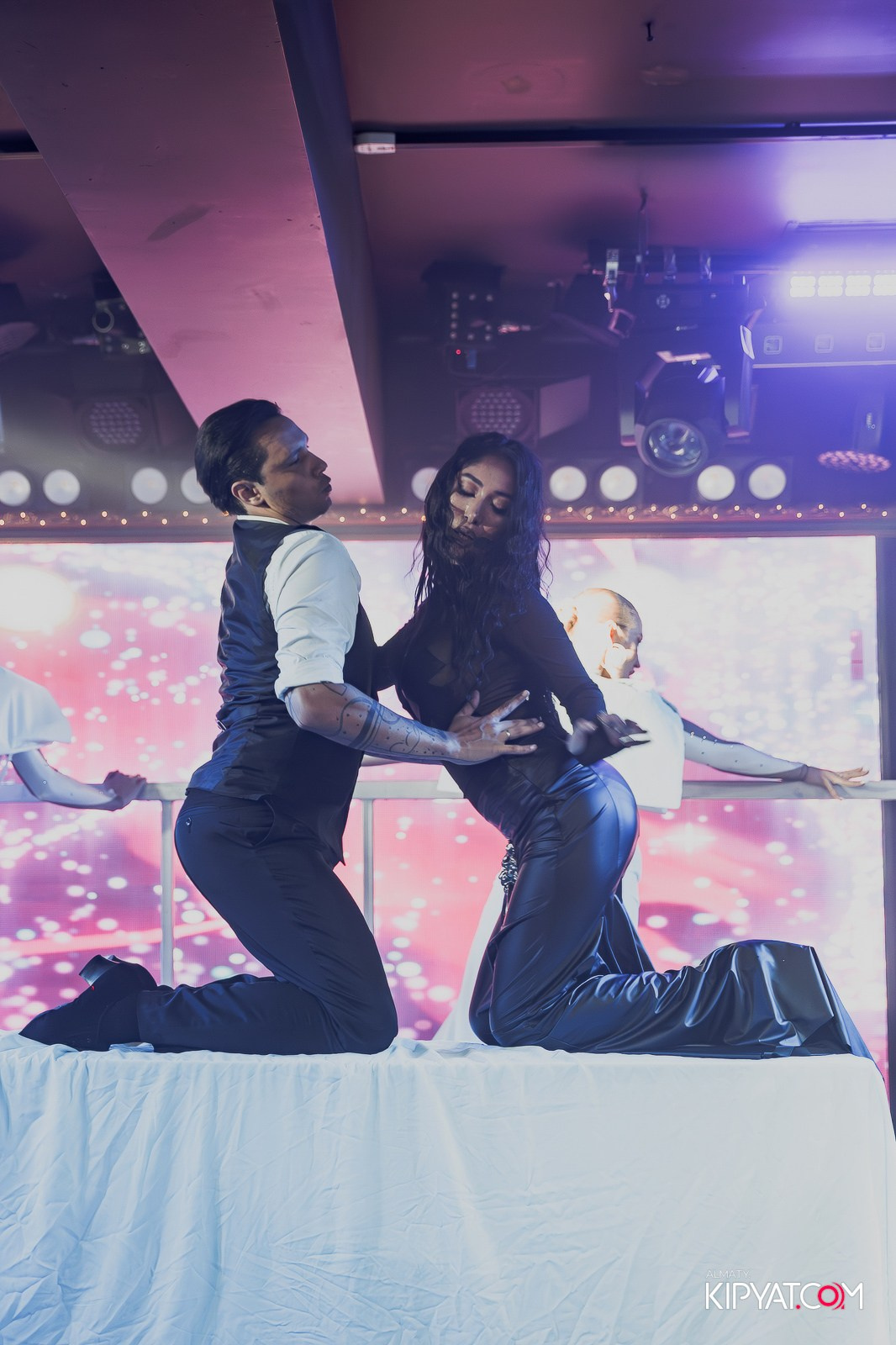 MARUV THE THEATER. КИПЯТКОМ АЛМАТЫ!