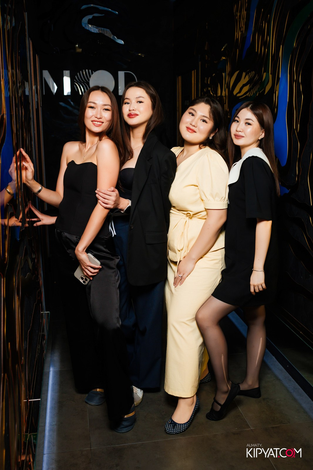 MOOD KARAOKE & TERRACE. КИПЯТКОМ АЛМАТЫ!