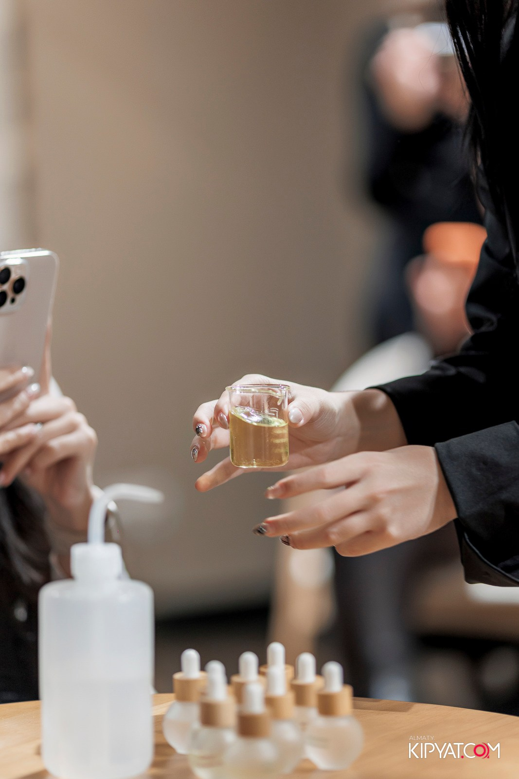 ОТКРЫТИЕ ПАРФЮМЕРНОГО ДОМА MAISON PERFUME. КИПЯТКОМ АЛМАТЫ!