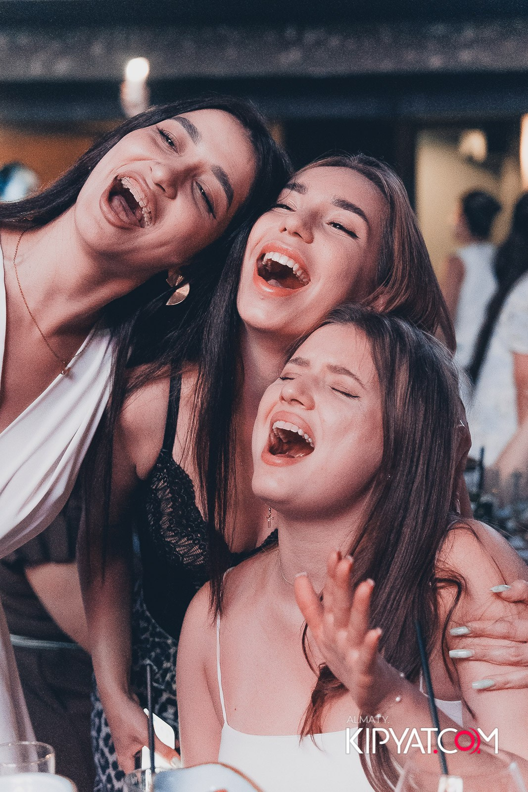 МУЗЫКАЛЬНОЕ ЛОТО В HIT RETRO. КИПЯТКОМ АЛМАТЫ!