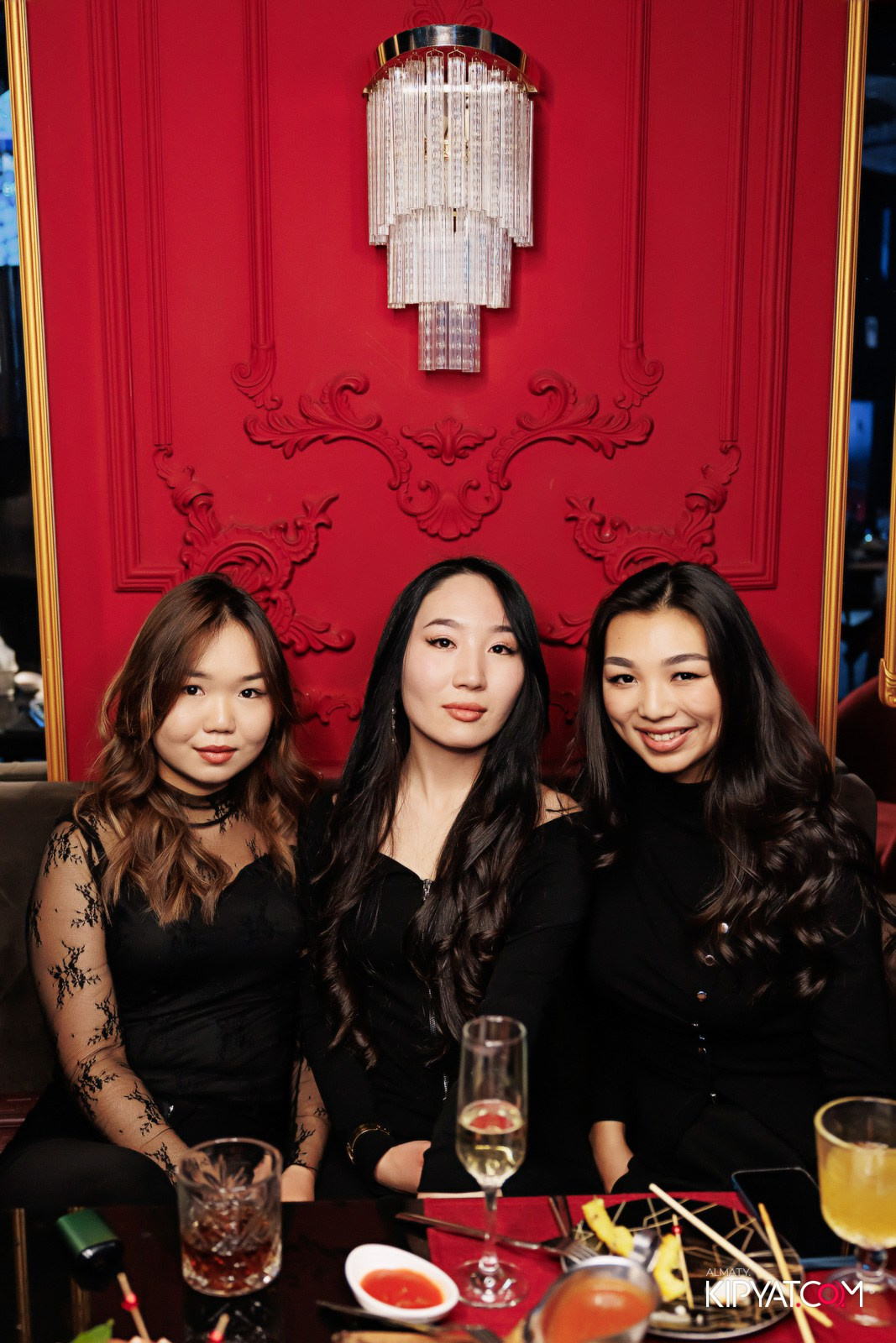 ЗАЯ, НА БИС. КИПЯТКОМ АЛМАТЫ!