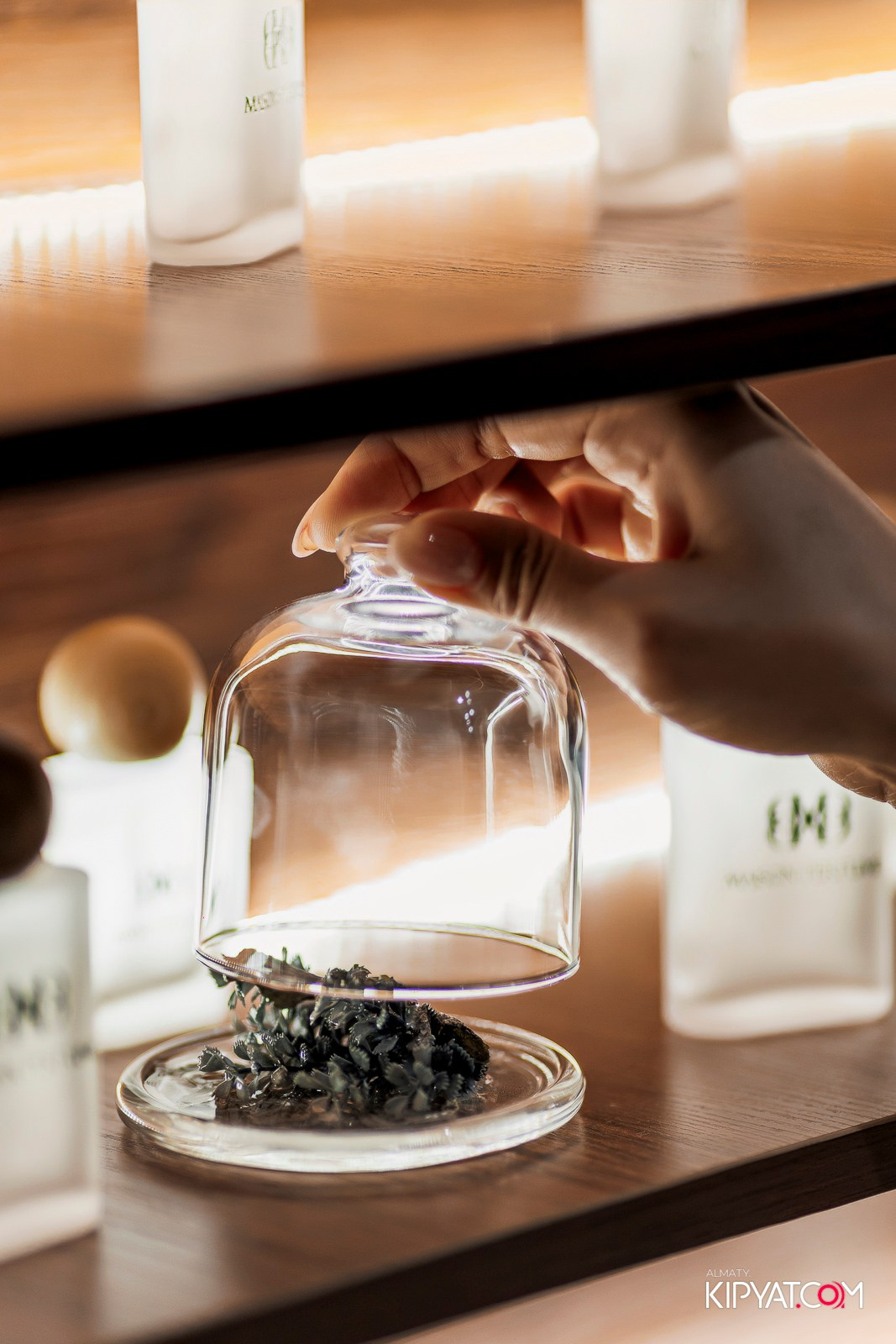 ОТКРЫТИЕ ПАРФЮМЕРНОГО ДОМА MAISON PERFUME. КИПЯТКОМ АЛМАТЫ!