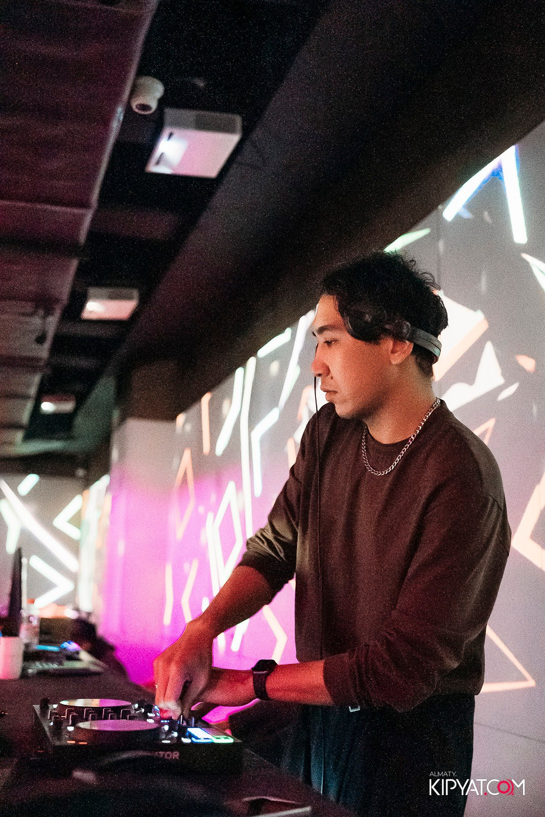 EVENT BAR. КИПЯТКОМ АЛМАТЫ! Фотосъемка мероприятий в Алматы