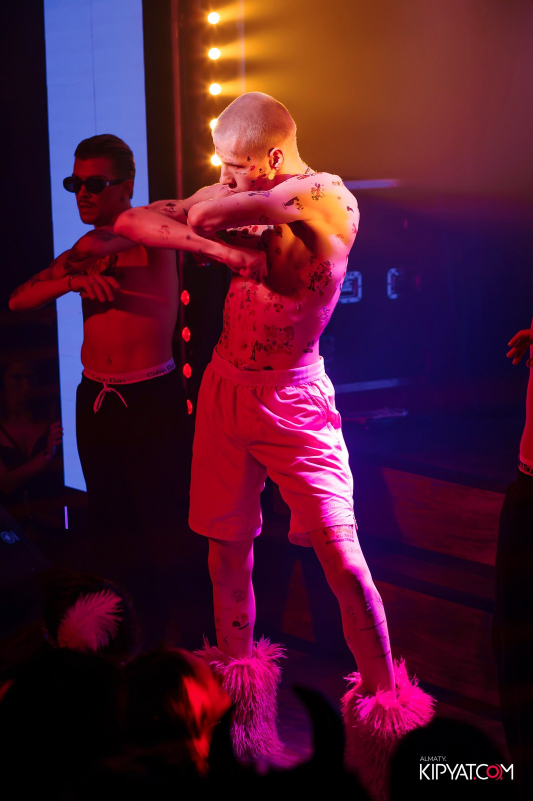 HALLOWEEN PARTY В ICON CLUB. КИПЯТКОМ АЛМАТЫ!