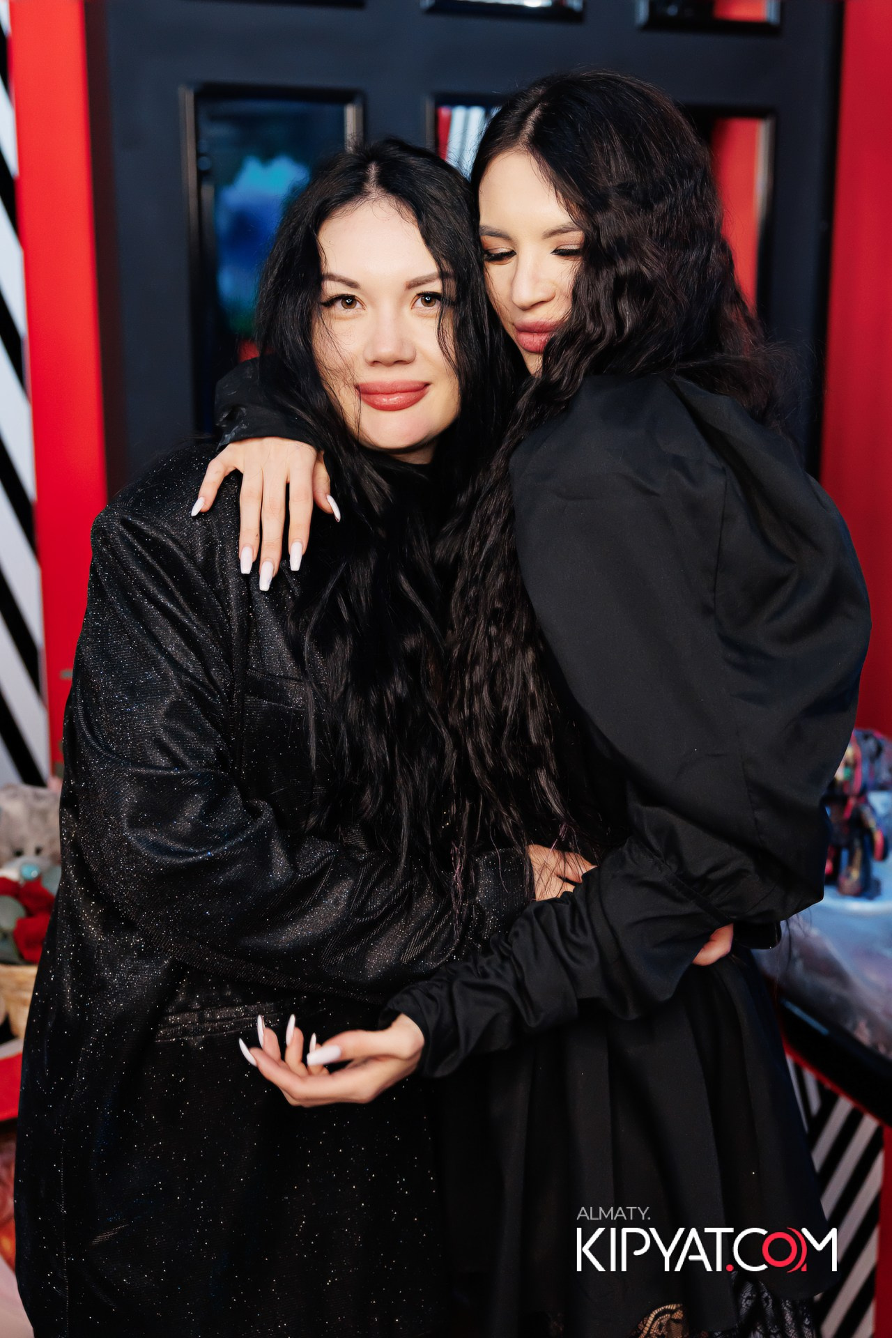 ЗАЯ, НА БИС. КИПЯТКОМ АЛМАТЫ!