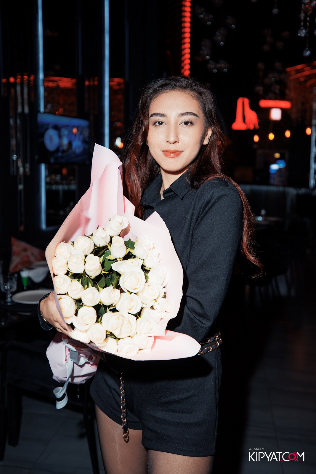 FRIENDS BAR & TERRACE. КИПЯТКОМ АЛМАТЫ!