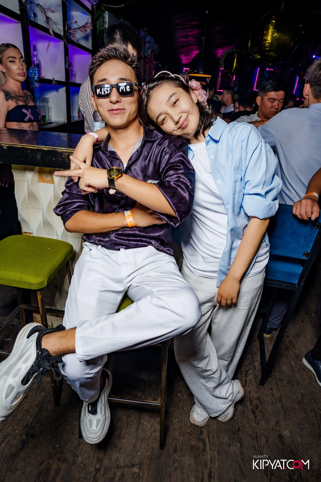 UYAT EMES BAR. КИПЯТКОМ АЛМАТЫ!