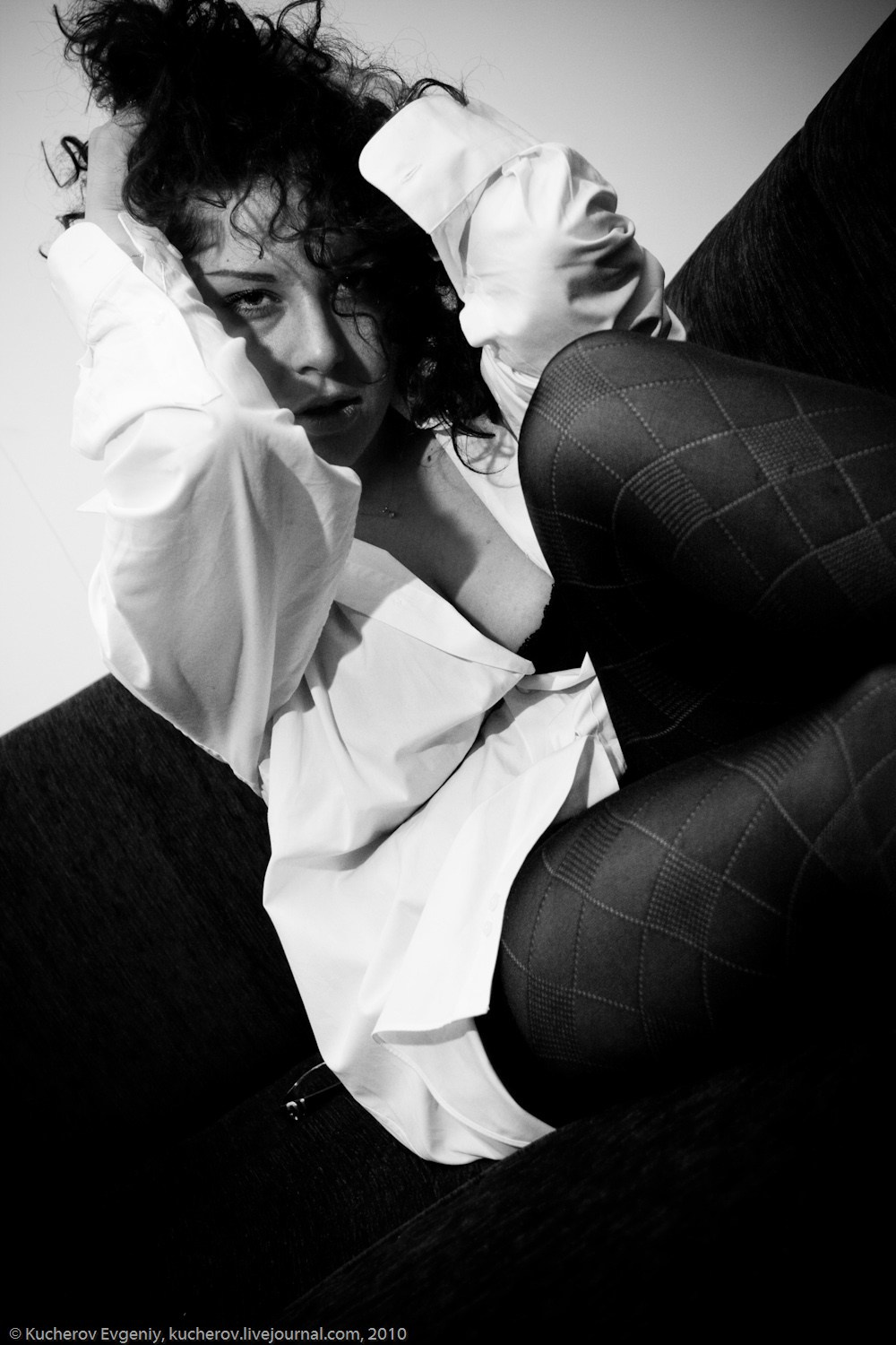 Маша и бильярд. Кучеров Евгений. Фотограф