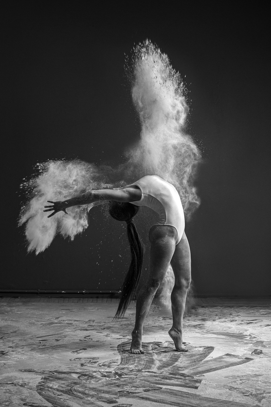 Съемка с мукой. Фотографы в городе Волгограде — Людмила Агеева и Алексей Околелов