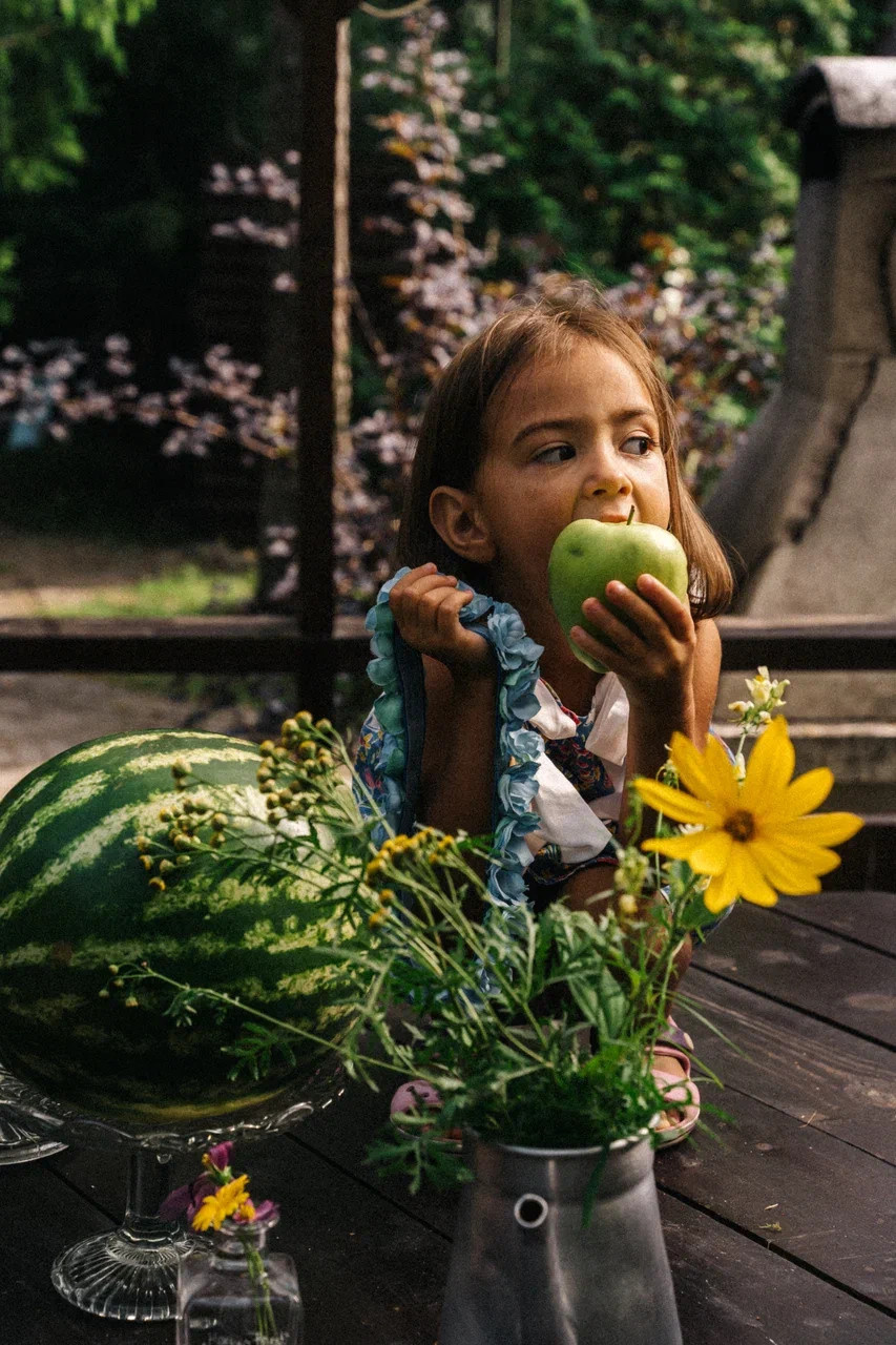 ВЕЧЕРОК НА ДАЧЕ. Миша Снимет | твой фотограф