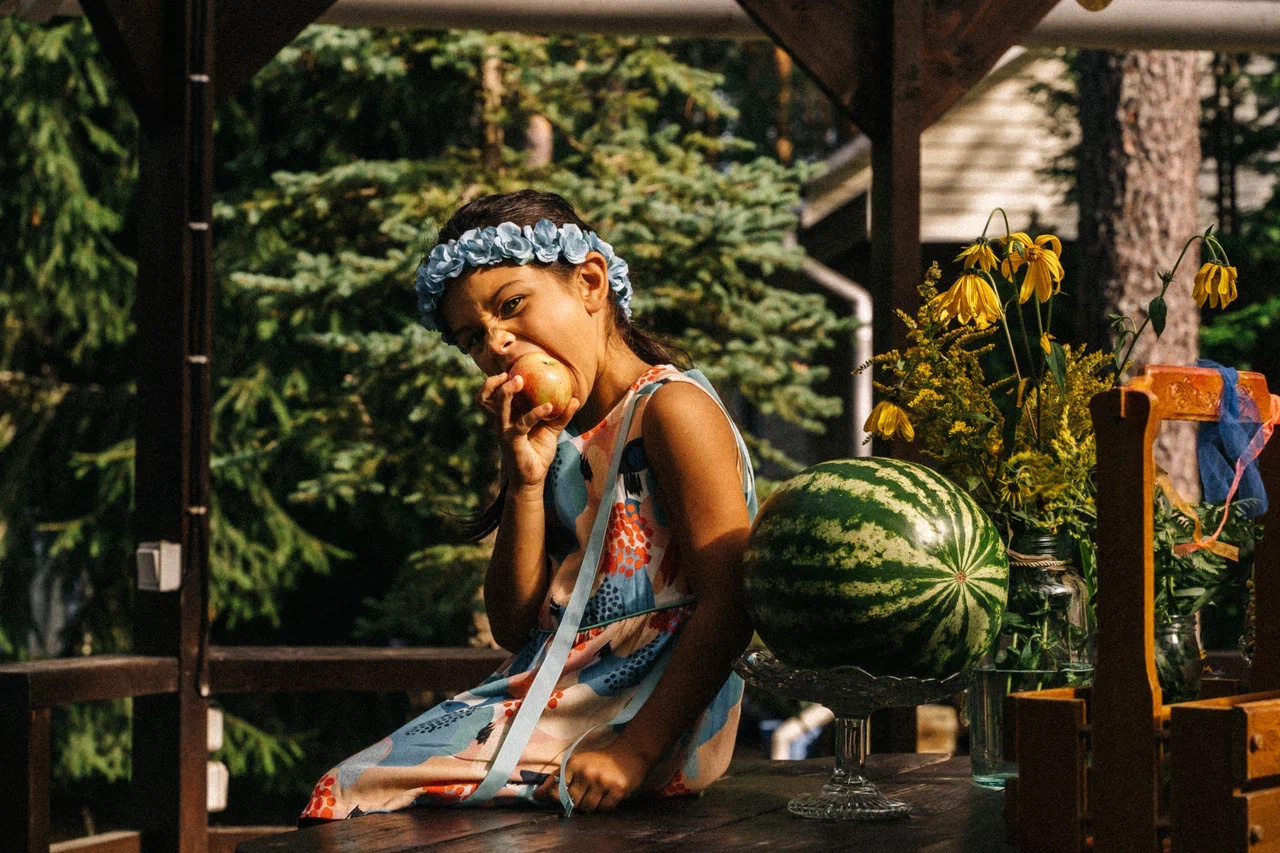 ВЕЧЕРОК НА ДАЧЕ. Миша Снимет | твой фотограф