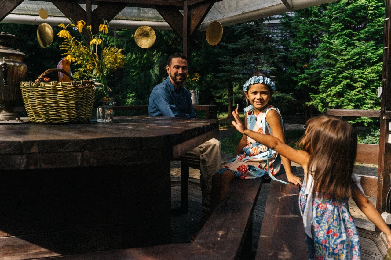 ВЕЧЕРОК НА ДАЧЕ. Миша Снимет | твой фотограф