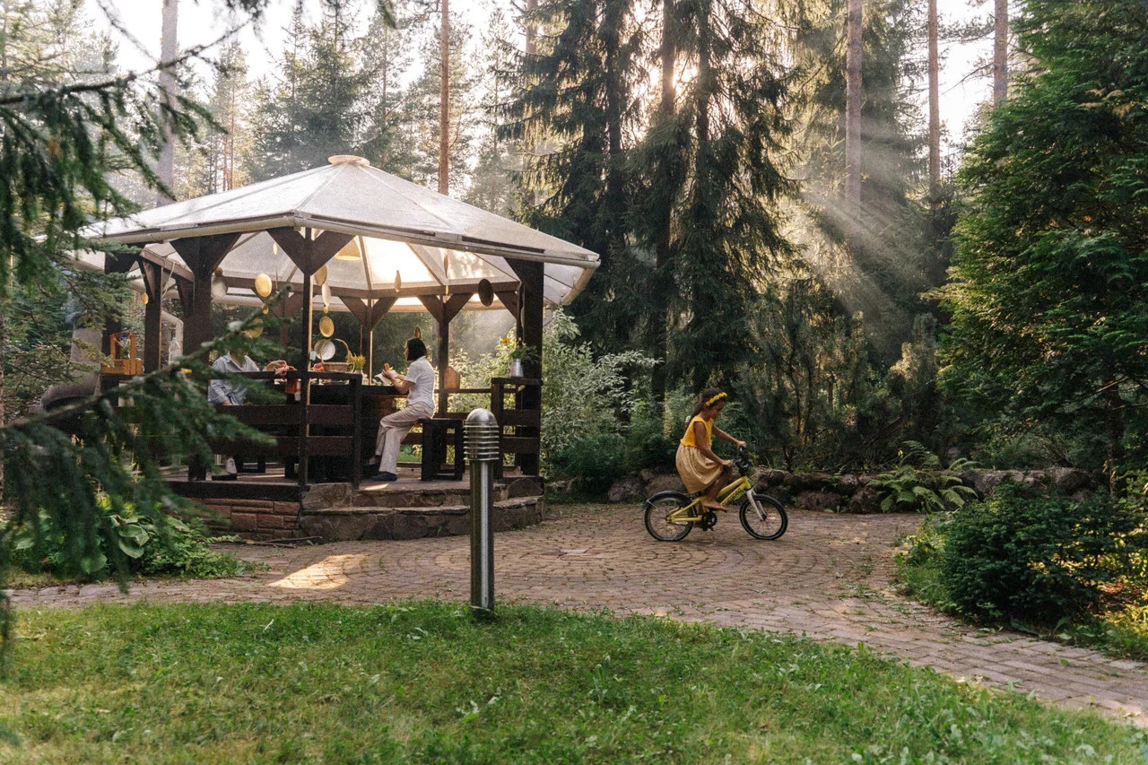 ВЕЧЕРОК НА ДАЧЕ. Миша Снимет | твой фотограф
