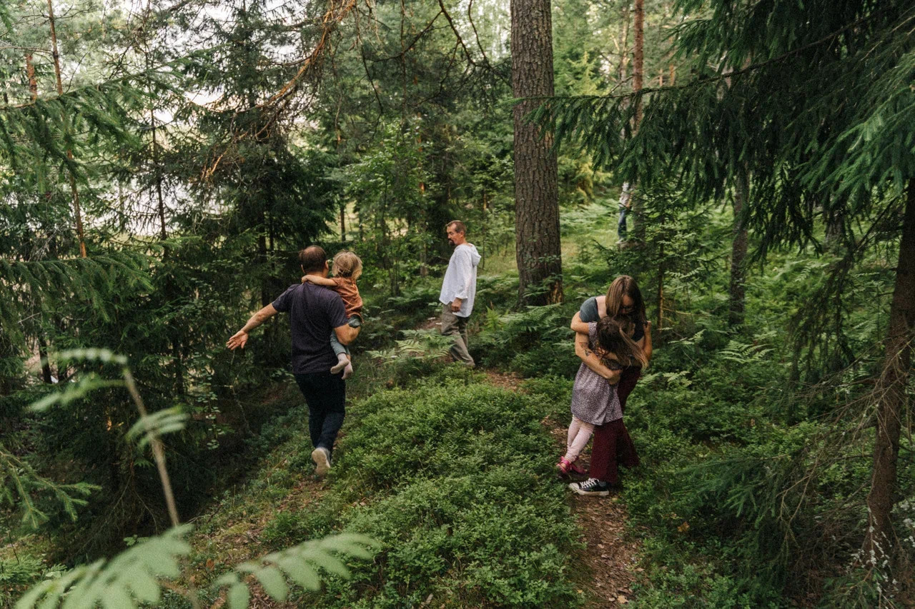 Дом в лесу. Миша Снимет | твой фотограф