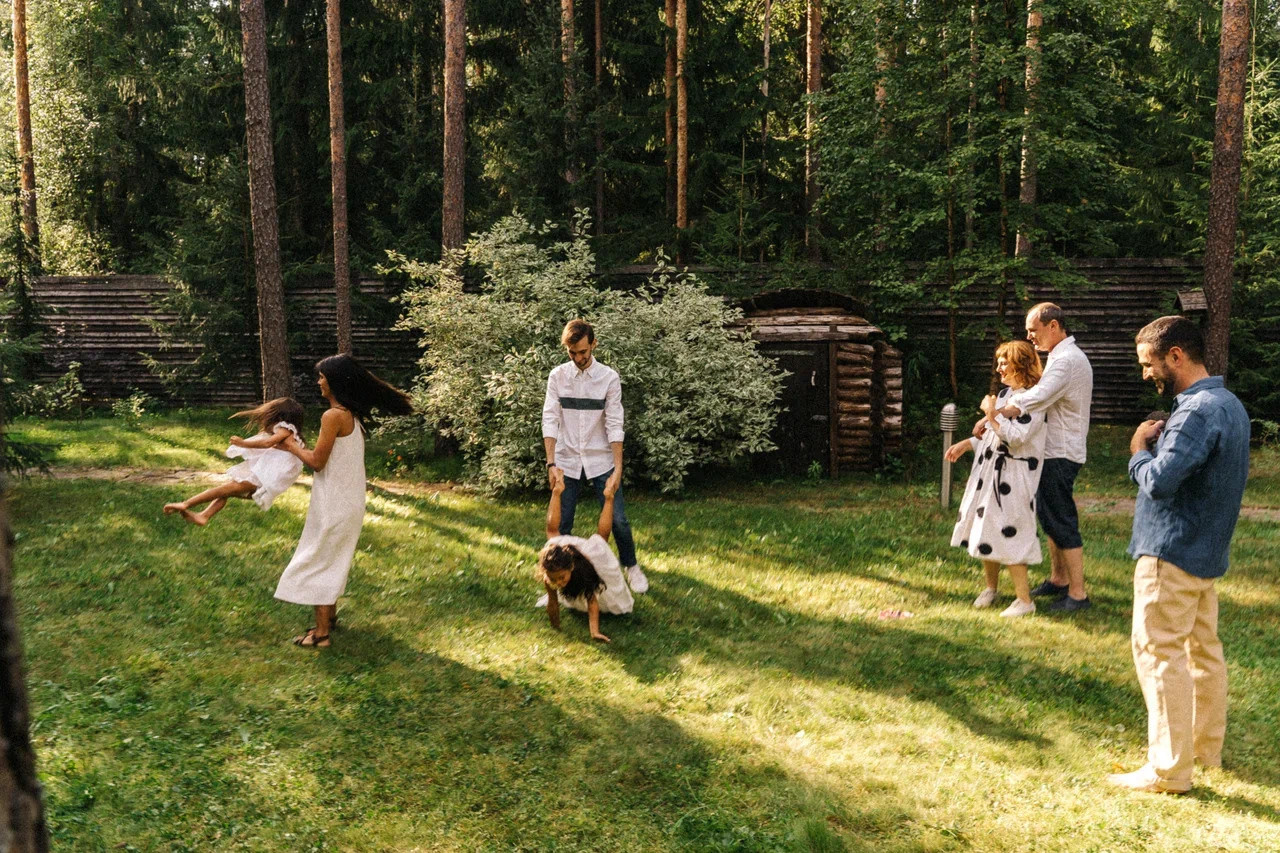 ВЕЧЕРОК НА ДАЧЕ. Миша Снимет | твой фотограф