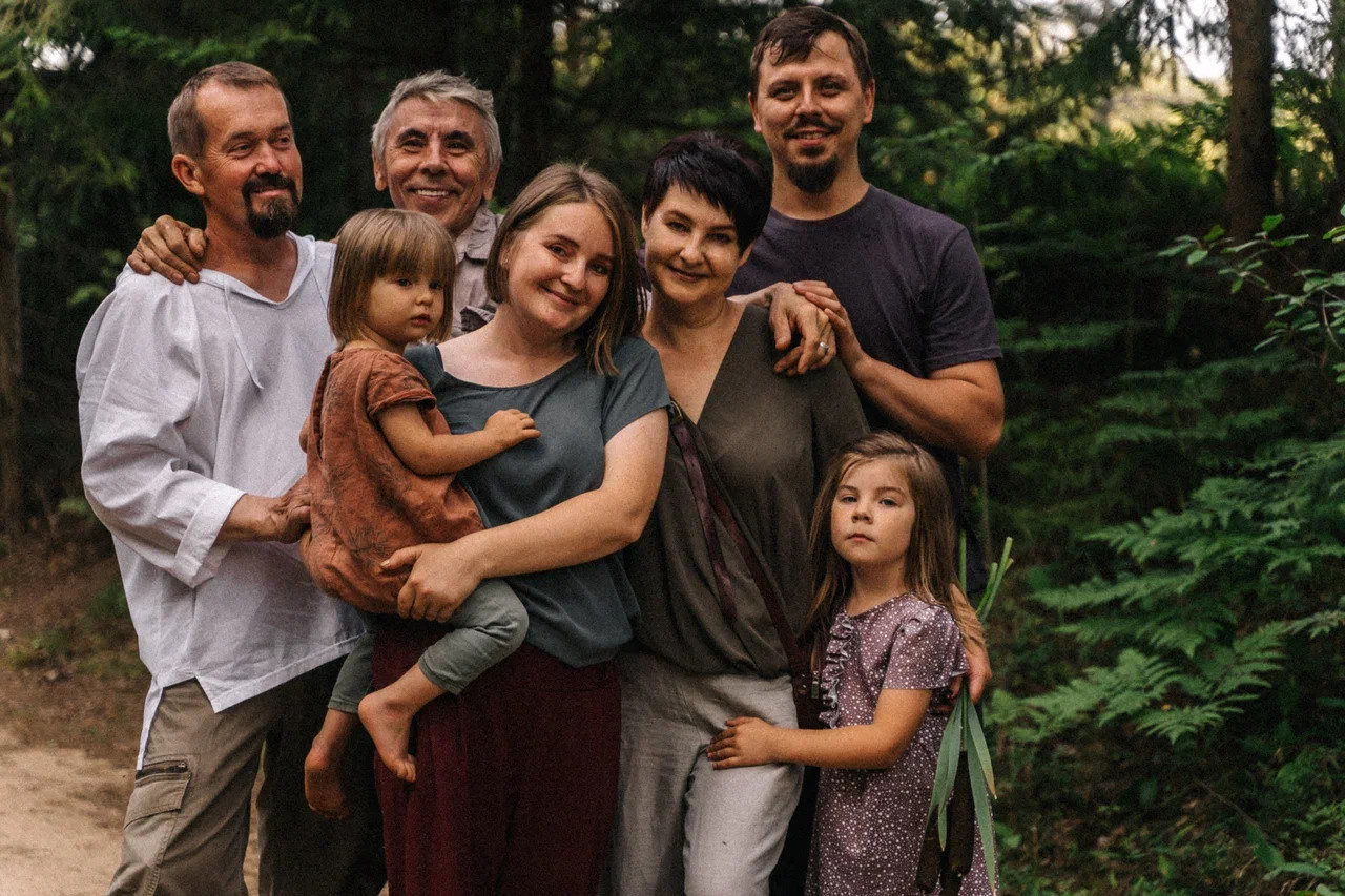 Дом в лесу. Миша Снимет | твой фотограф