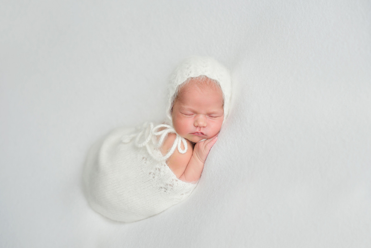 Инна 9 дней (пакет Комфорт). Фотограф новорожденных Елена Панова
